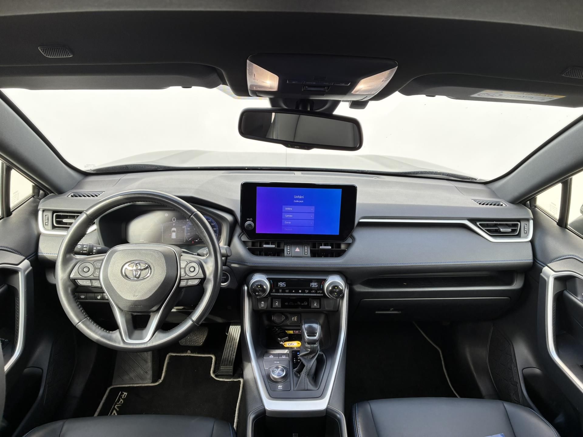 Toyota Rav4, 2.5 HSD e-CVT AWD Selection - fotka 5