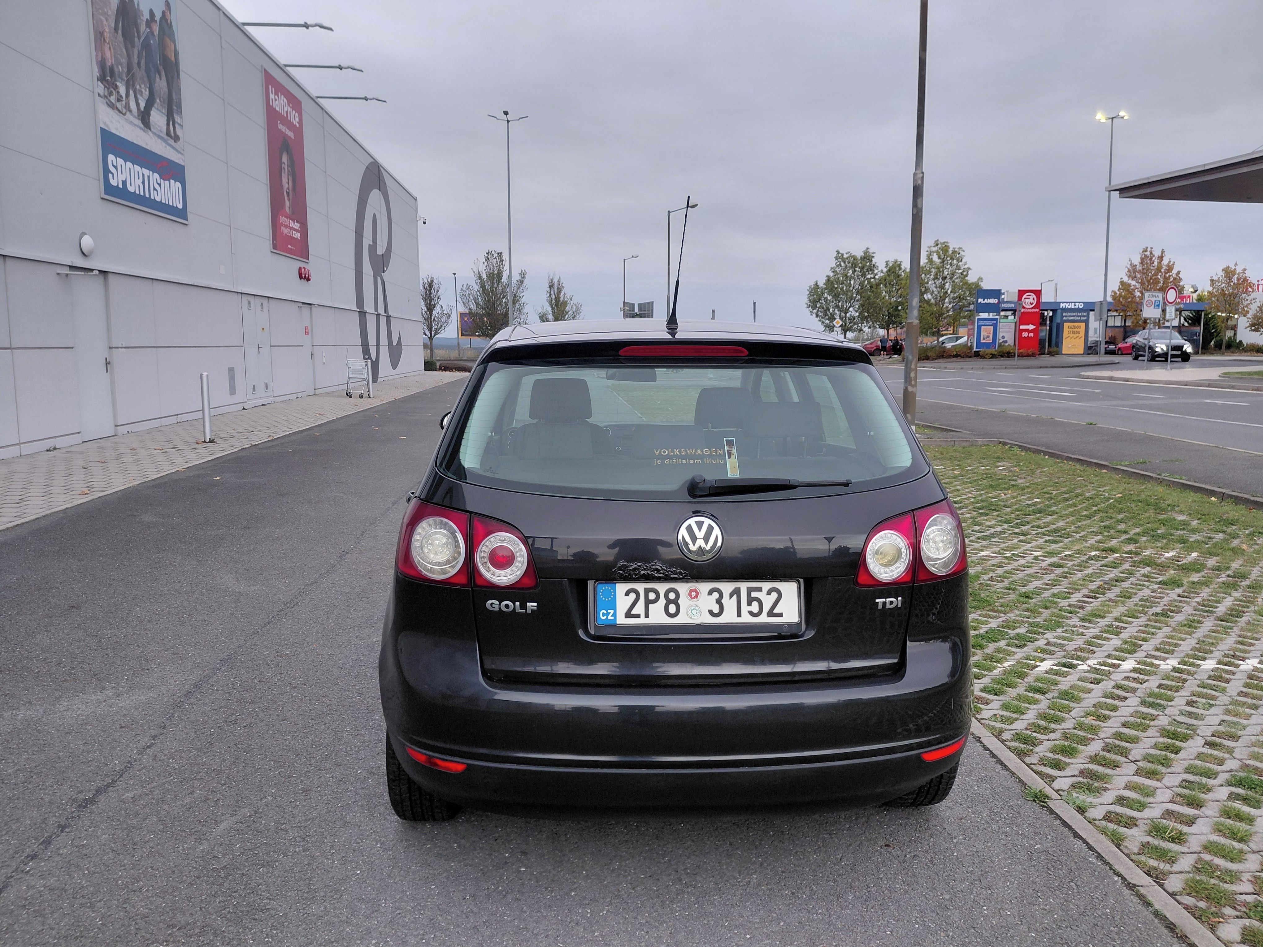 Volkswagen Golf Plus, 1.9TDI 77KW 2.MAJ SPOLEHLIVÉ - fotka 6