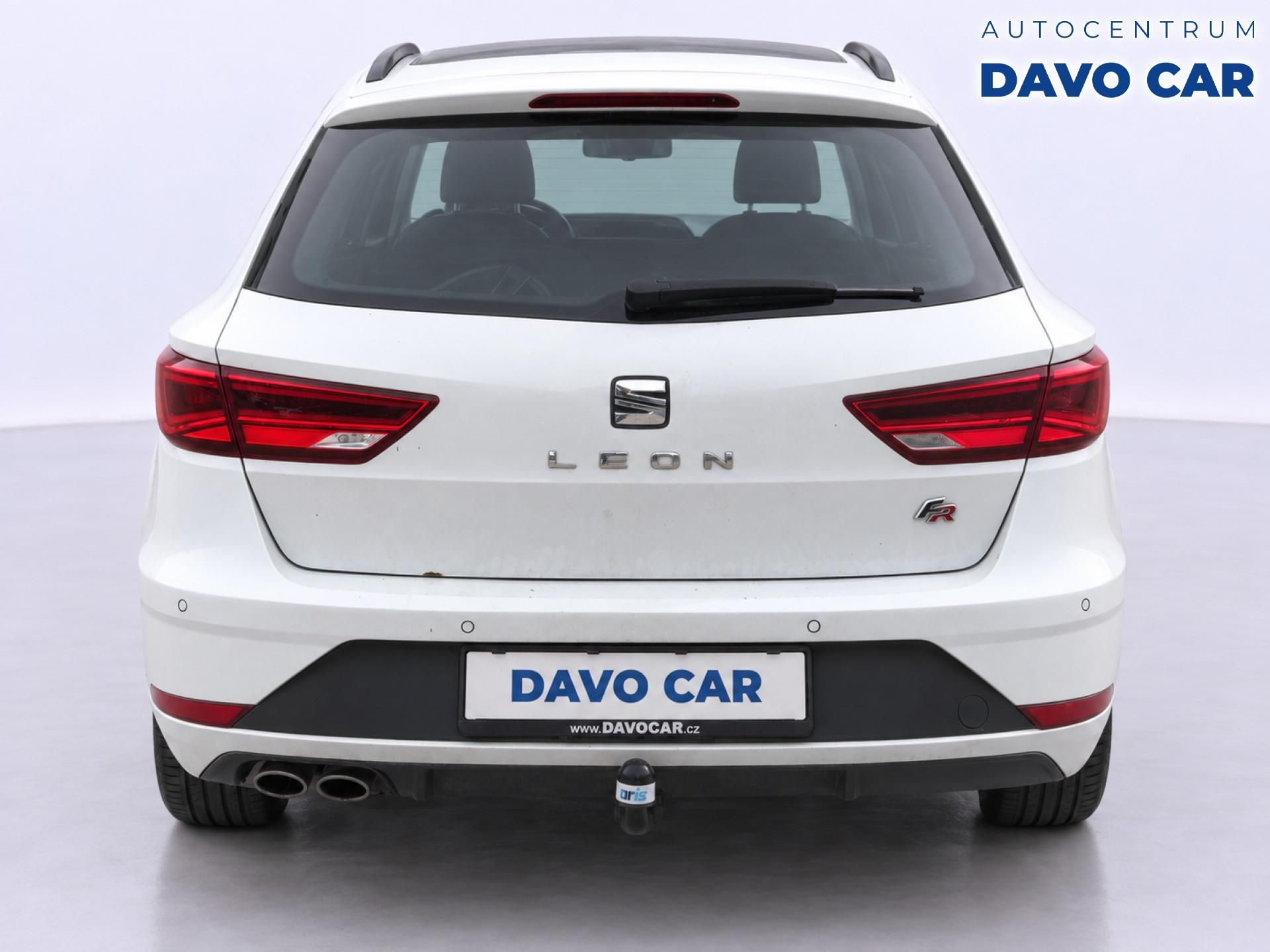 Seat Leon, 2,0 TDI 135kW FR DSG Panorama - fotka 2