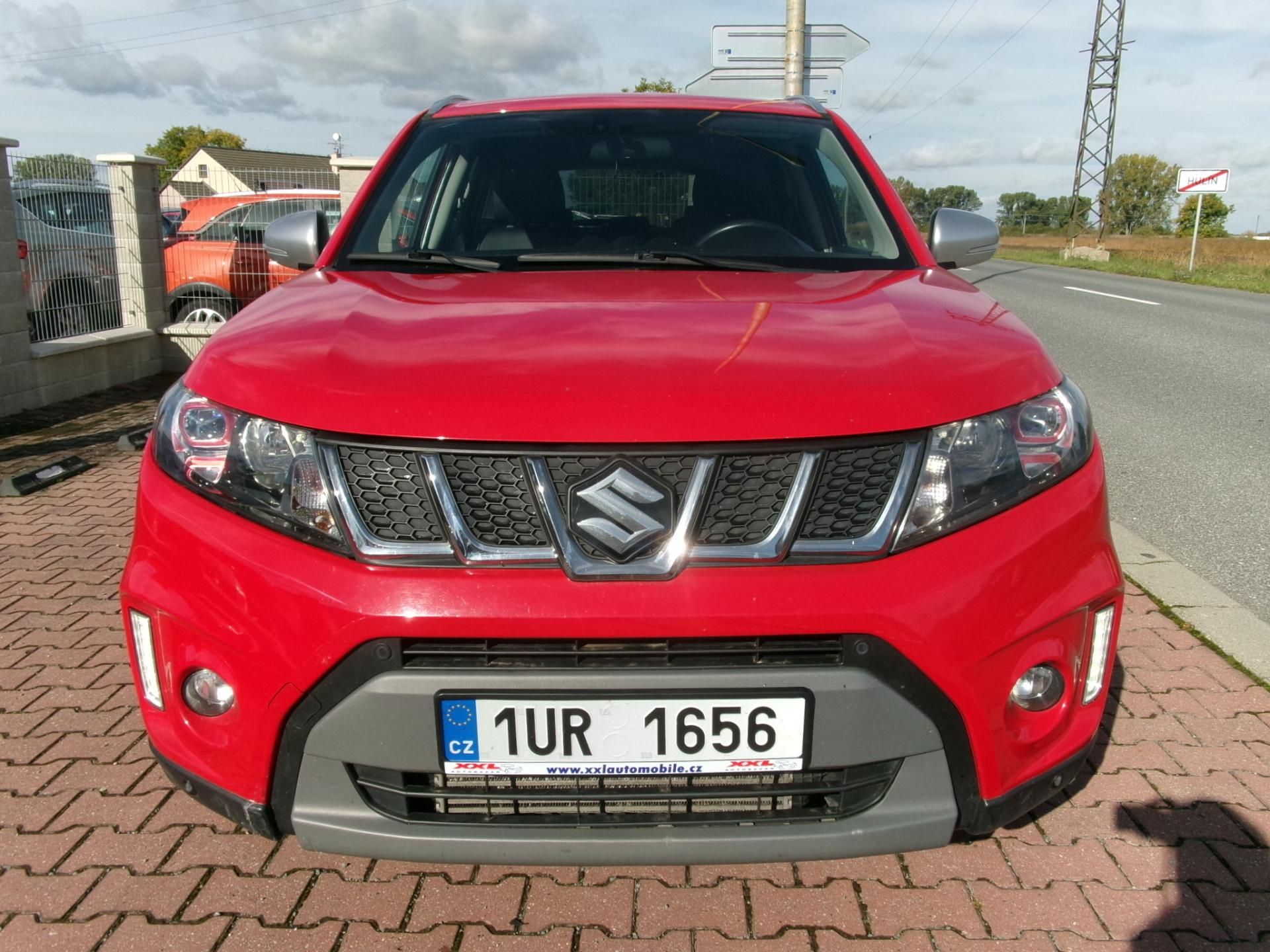 Suzuki Vitara, 1,4 BJet 4x4 NAVI ACC ALU - fotka 2
