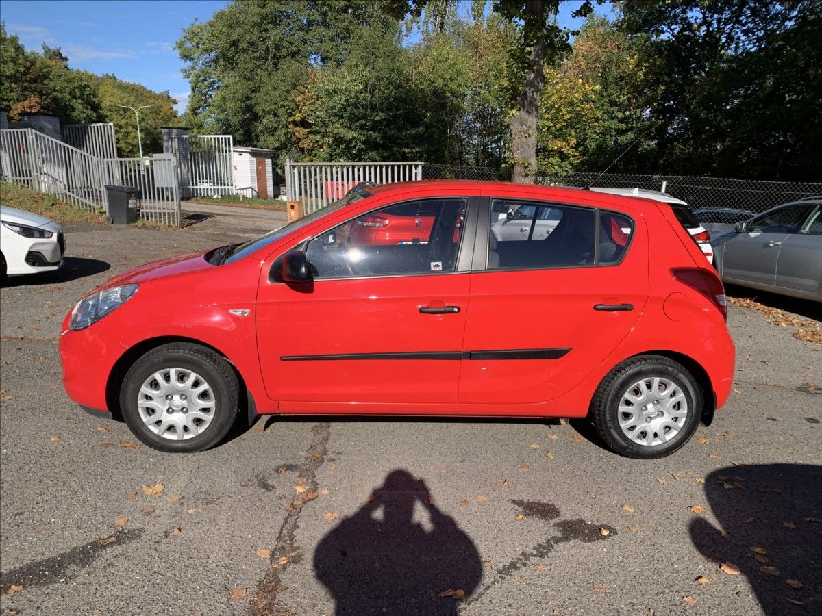 Hyundai i20, 1,3 i - fotka 5