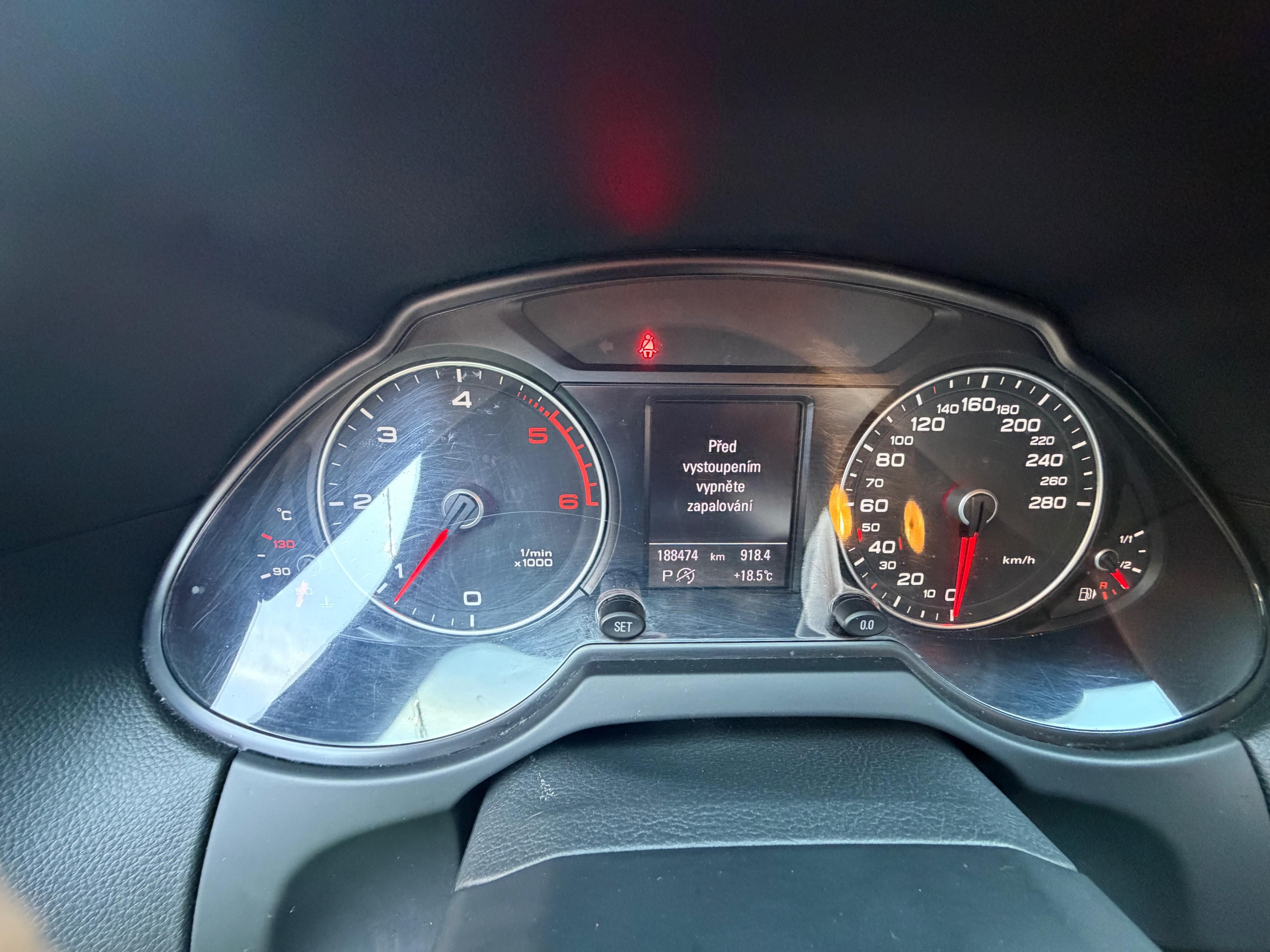 Audi Q5 - fotka 6