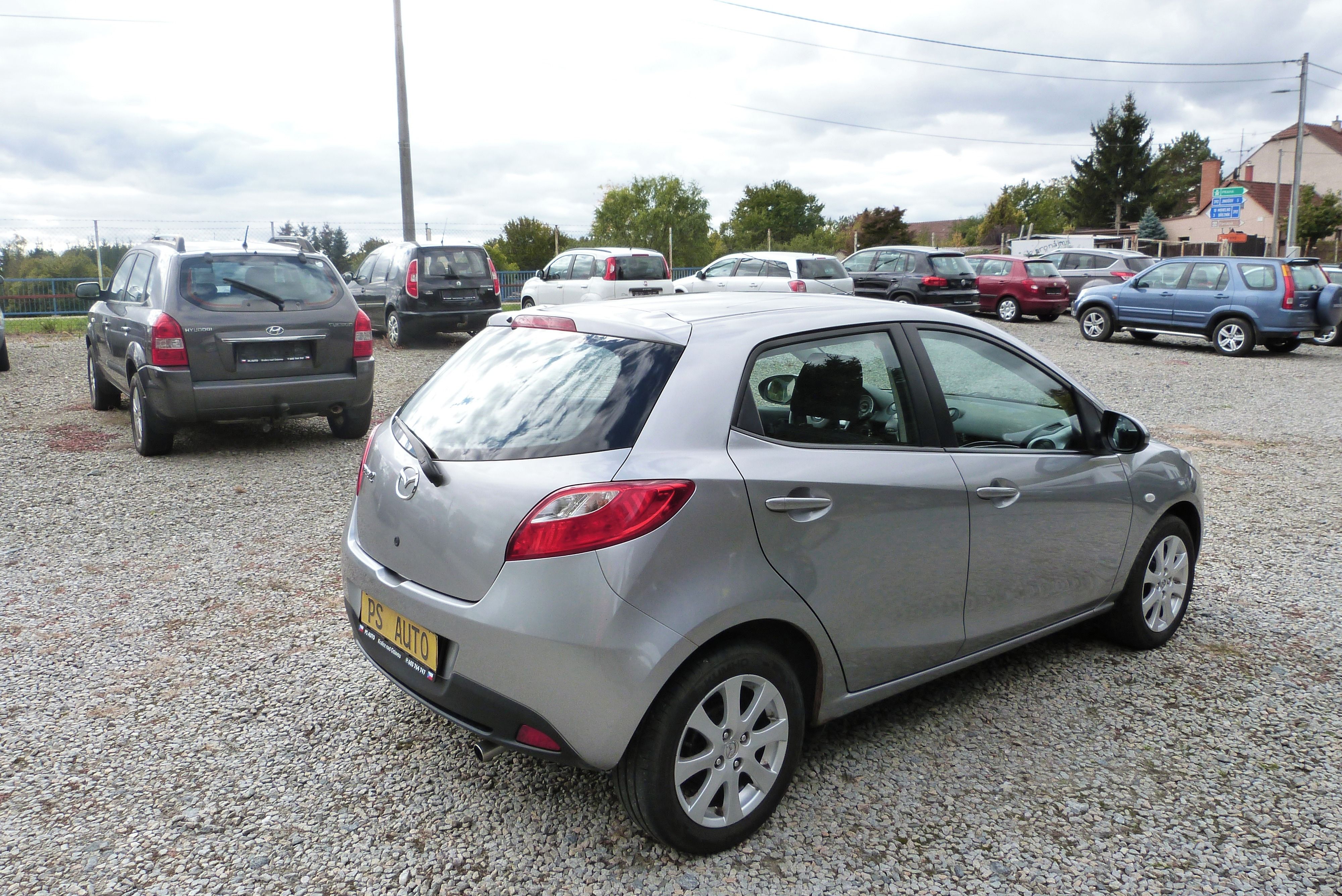 Mazda 2, 1.3i - fotka 5