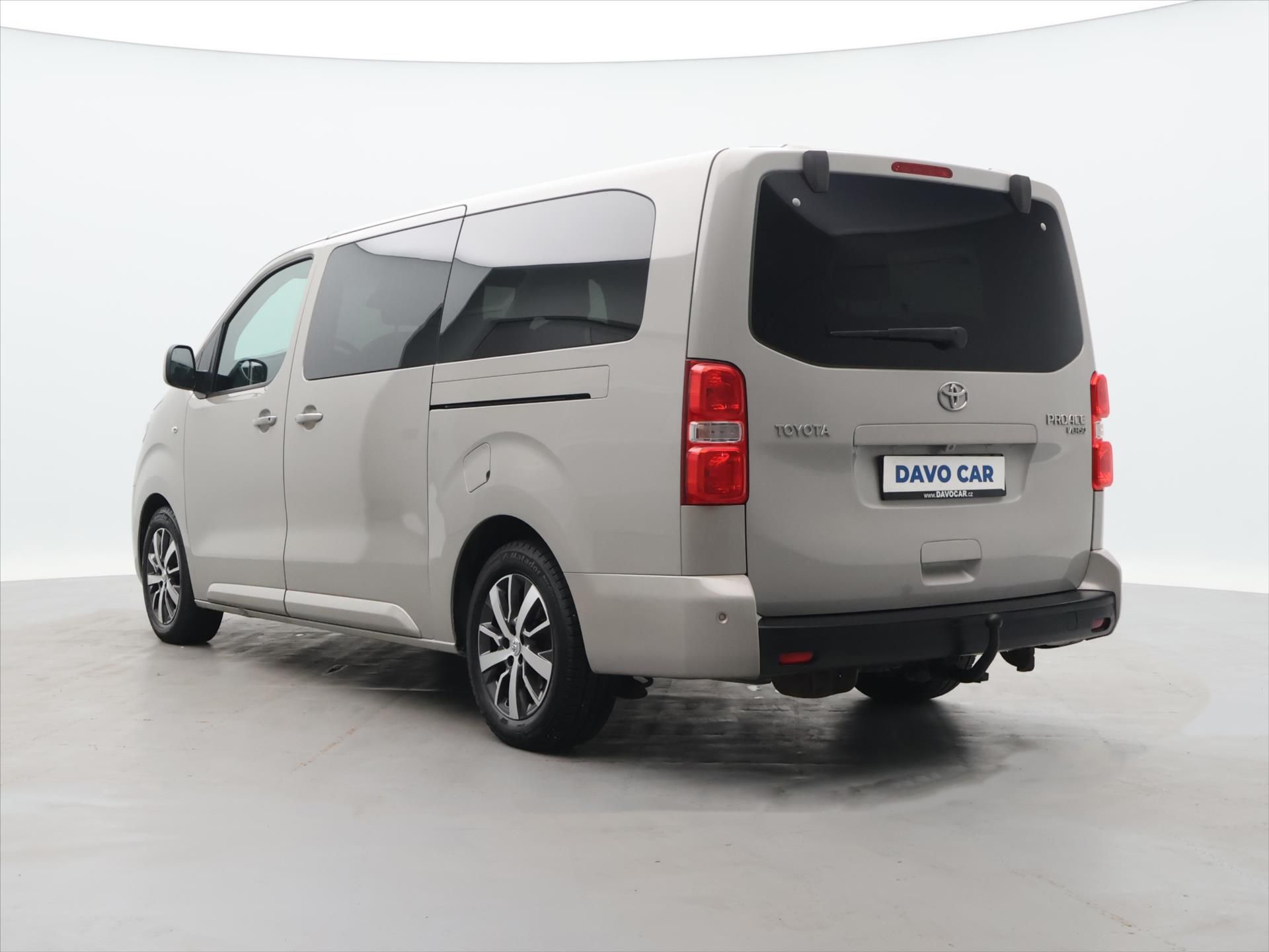 Toyota Proace, 2,0 D-4D 130kW VIP L2 CZ - fotka 5