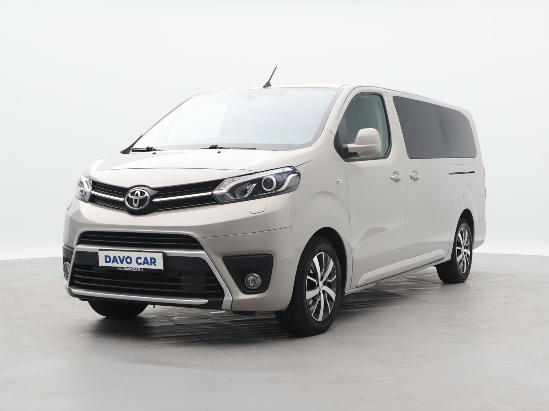 Toyota Proace, 2,0 D-4D 130kW VIP L2 CZ - fotka 3