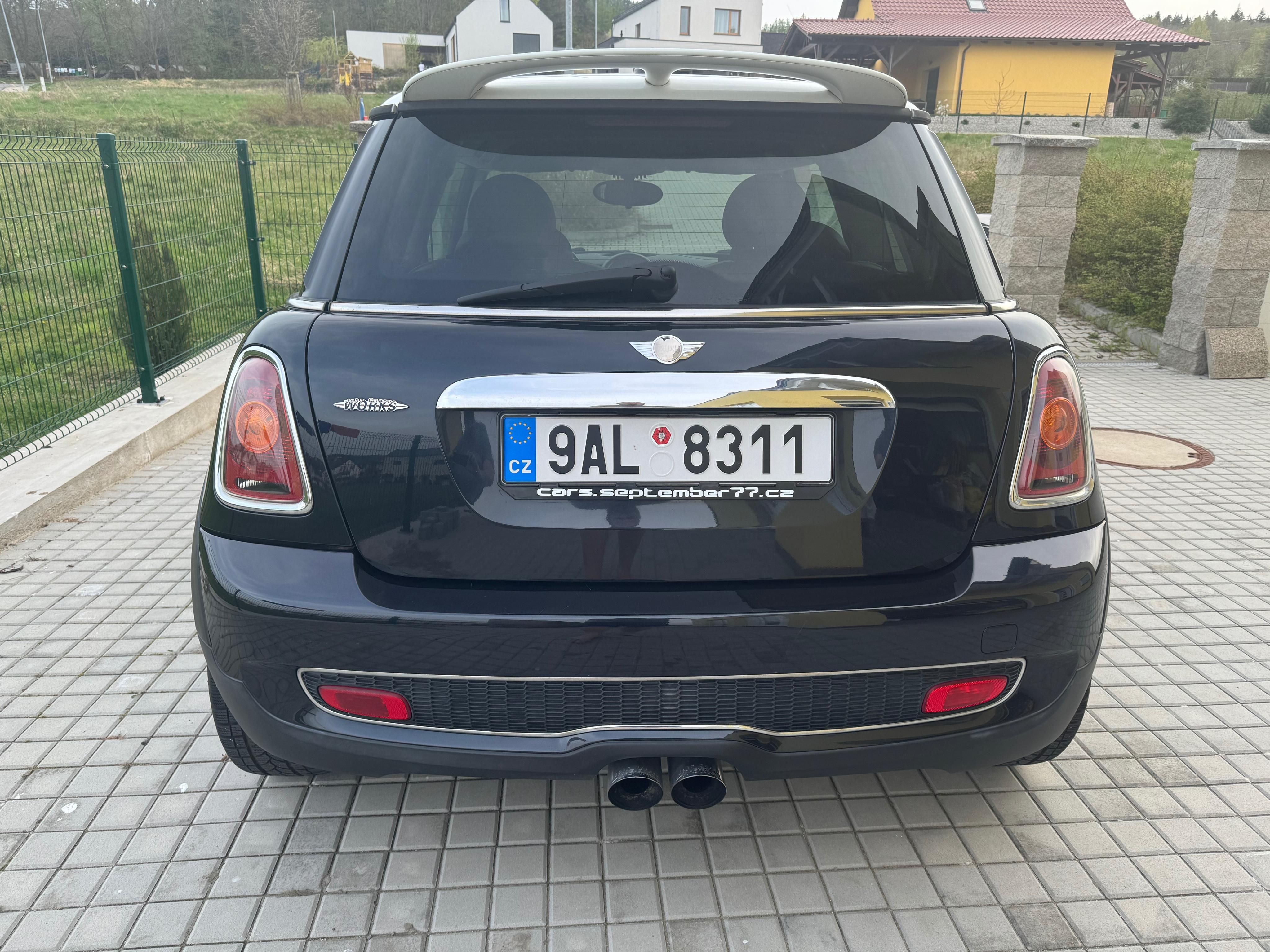 Mini Cooper S, R56 S JCW kit - fotka 6
