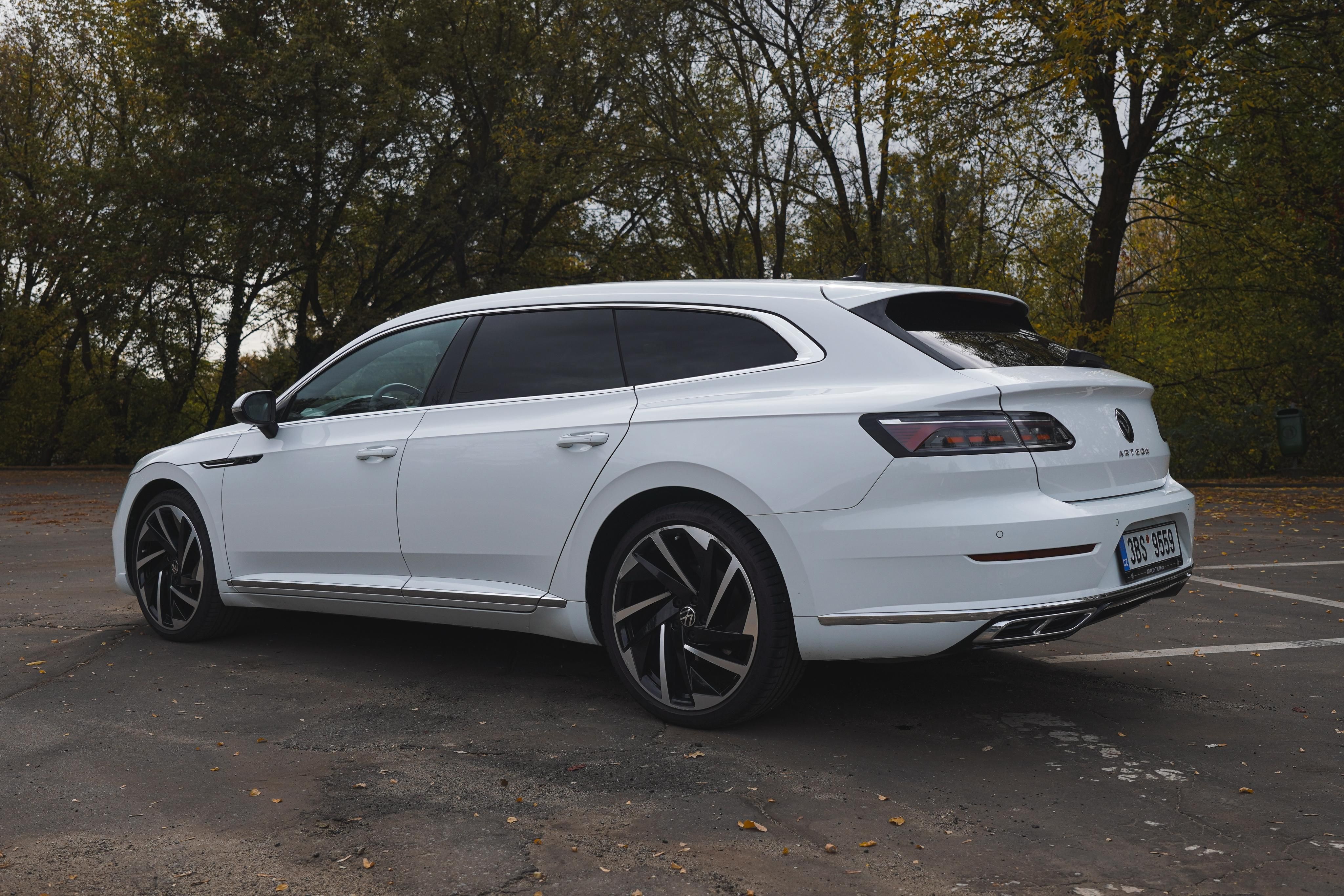 Volkswagen Arteon Shooting Brake, VW Arteon SB  R - Line - fotka 2