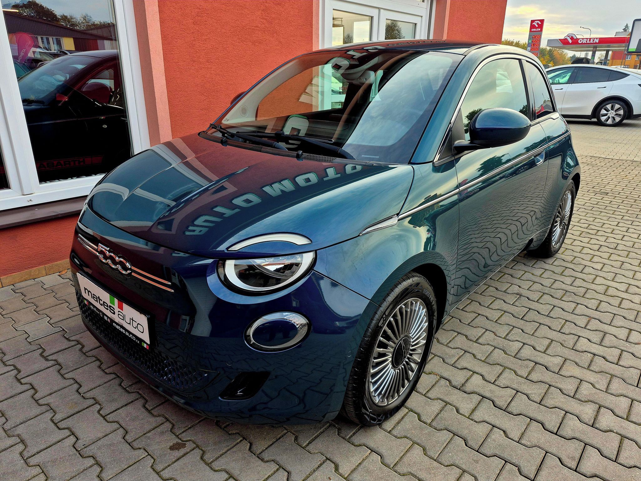 Fiat 500E, 42kwh 87KW DRIVE (odpočet dph