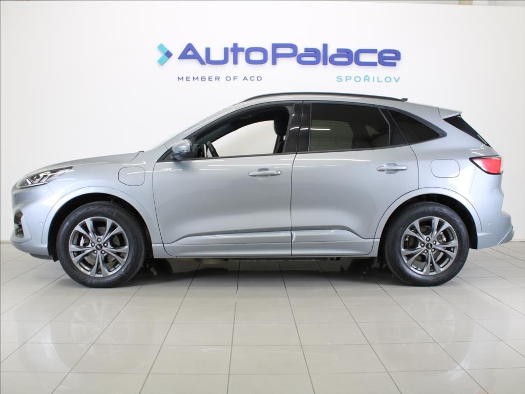 Ford Kuga, 2,5 PHEV 165kW ST-line X 34tkm - fotka 5