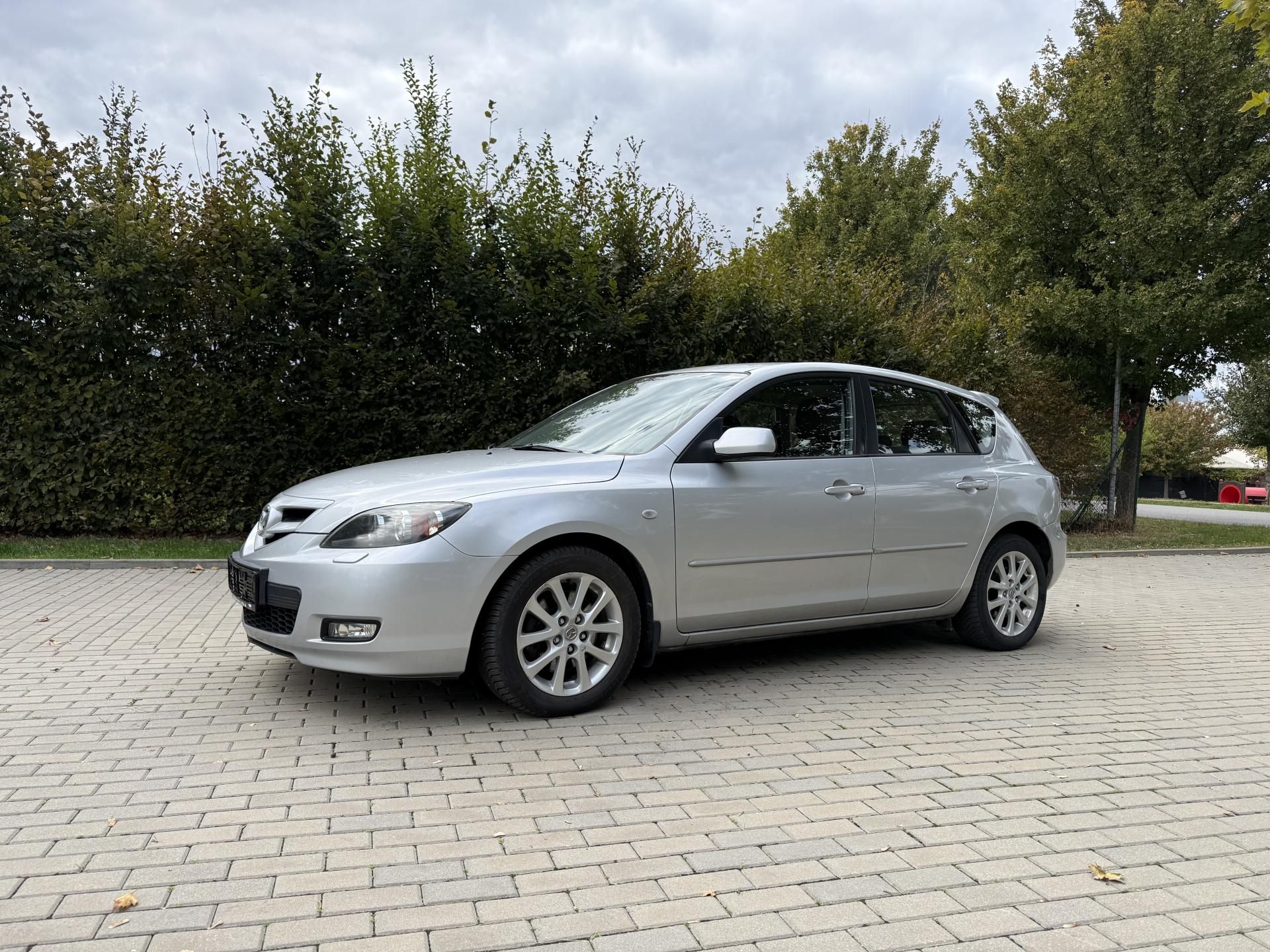 Mazda 3, 2.0 Sport Active - fotka 4