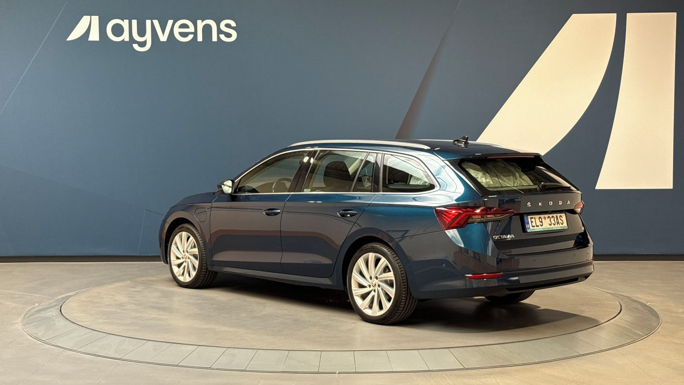 Škoda Octavia, 1.4 TSI iV 150 kW DSG Style Co - fotka 3