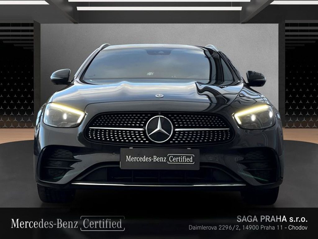 Mercedes-Benz Třídy E, Třída E 300 de 4MATIC kombi AM - fotka 2