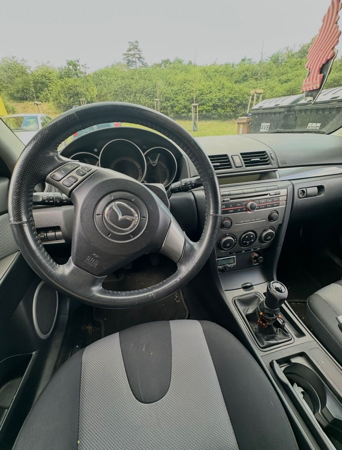 Mazda 3, 2.0 - fotka 3