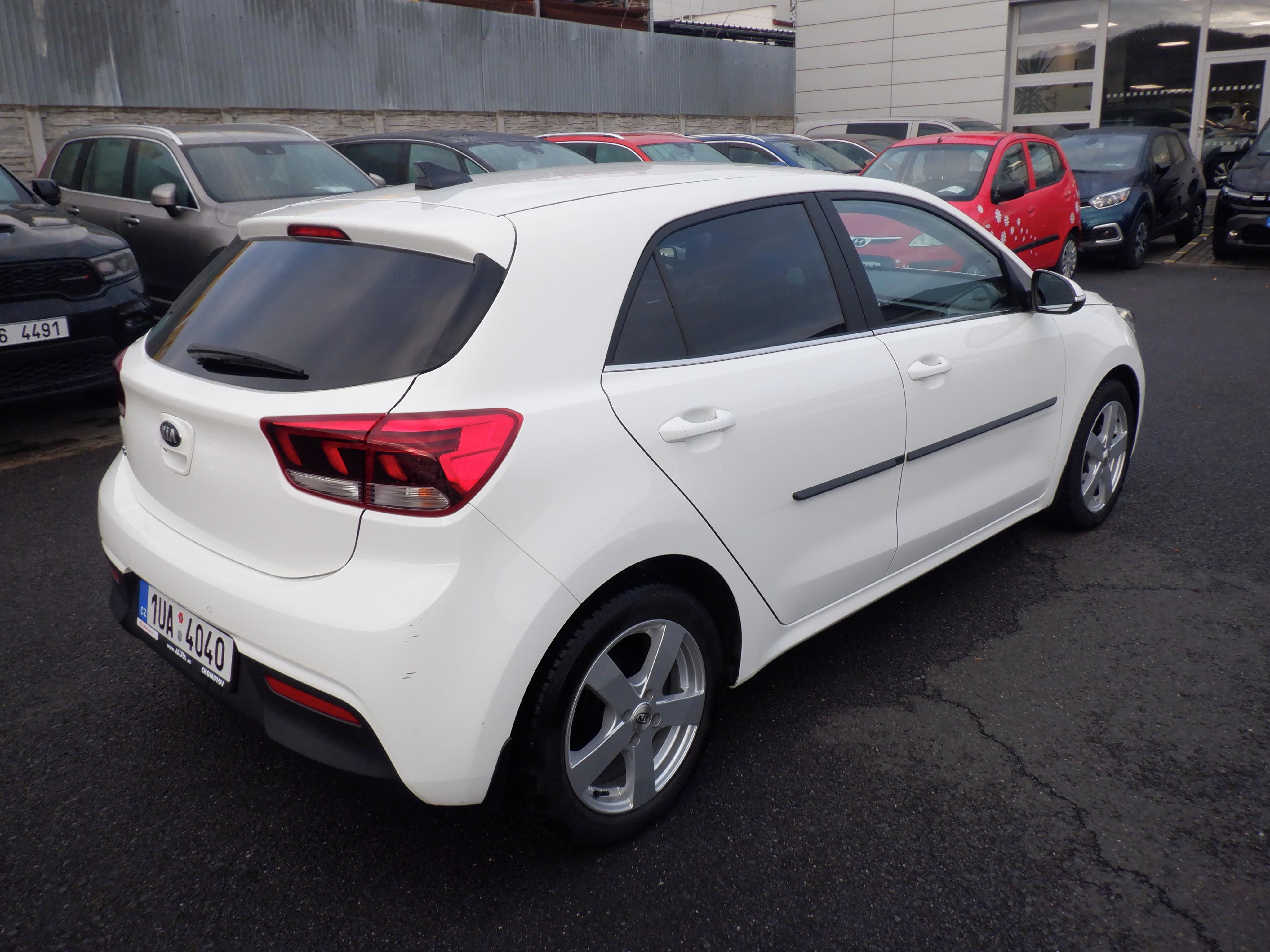 Kia Rio, 1.4 CVVT Exclusive,1.maj.ČR - fotka 5