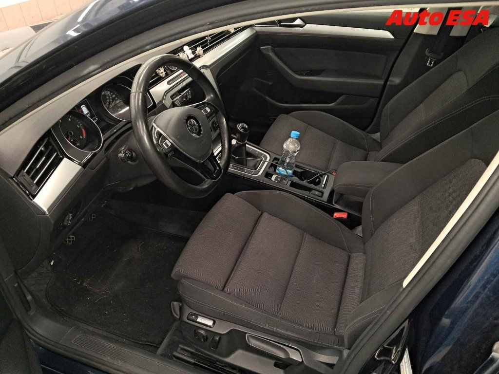 Volkswagen Passat, 2.0 TDi Variant - fotka 3