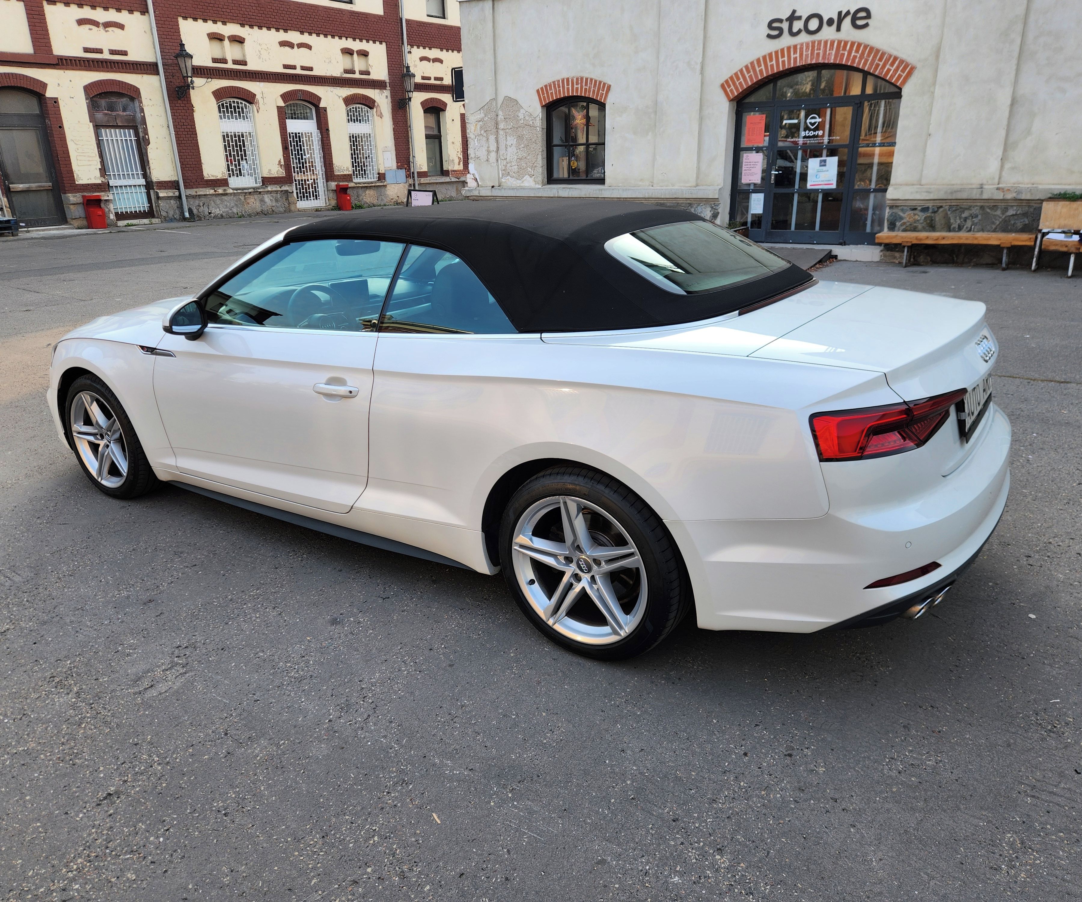 Audi A5, 3.0TDI*S-LINE*ADAPTIVNÍ*T*AWD* - fotka 5