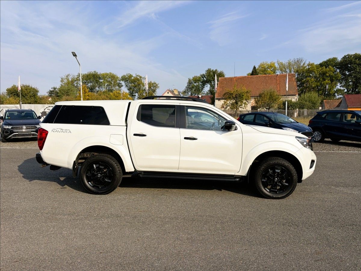 Nissan Navara, 2,3 DCi 140KW AT. Kůže,Nav,360 - fotka 3