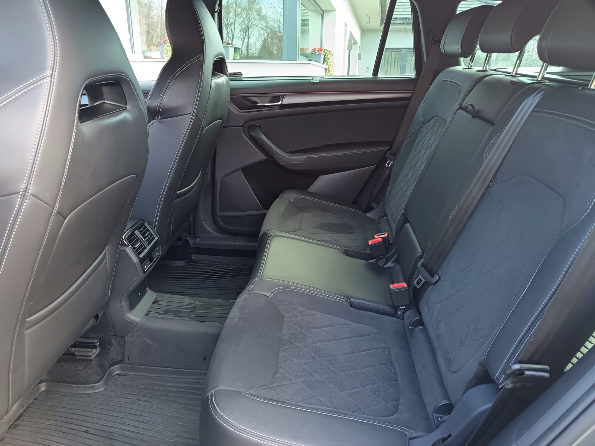 Škoda Kodiaq, 2.0 TDI 147 KW 4x4 Sport Line - fotka 5