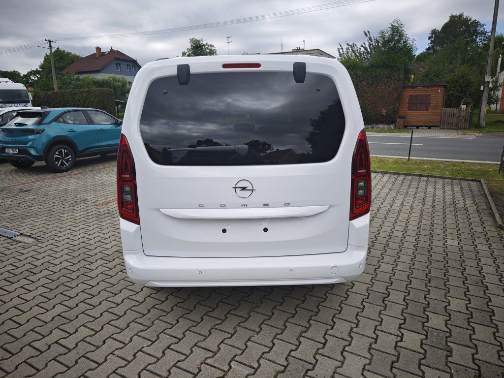 Opel Combo, Combo Combi L2H1 Edition Plus - fotka 4