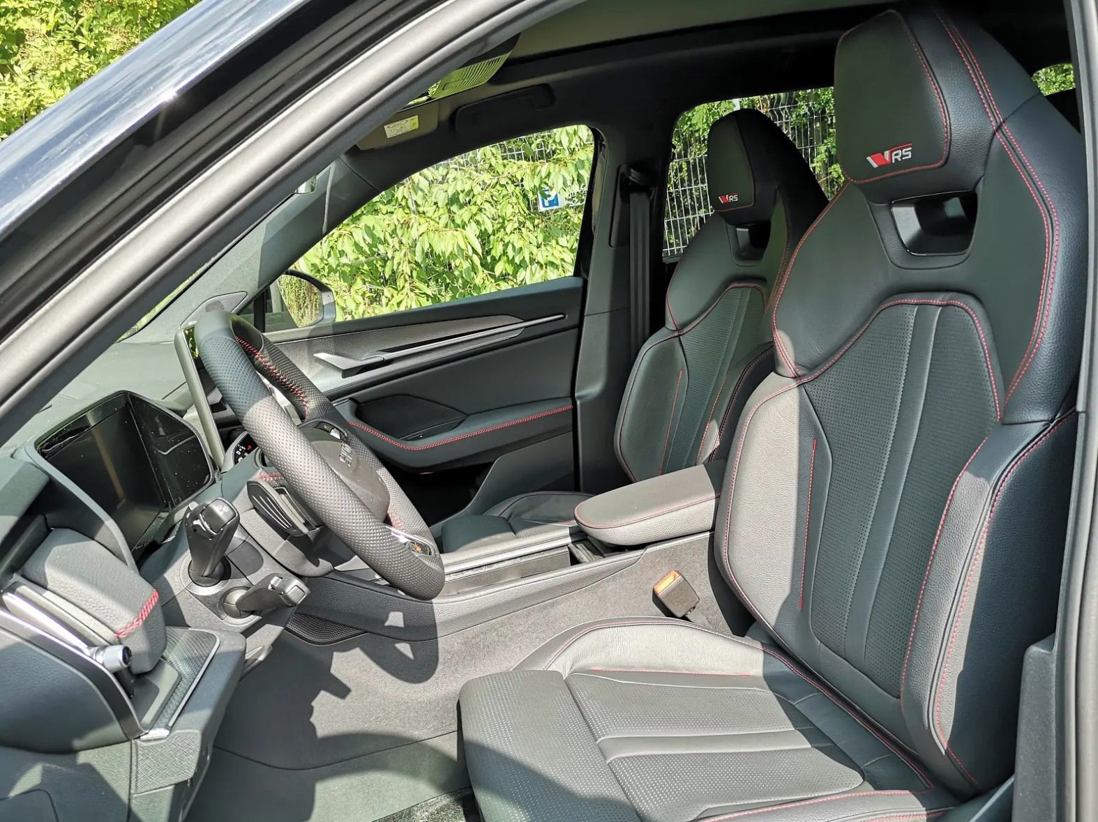 Škoda Kodiaq, RS 2.0 TSI 195kW Aut 4x4 7míst - fotka 6