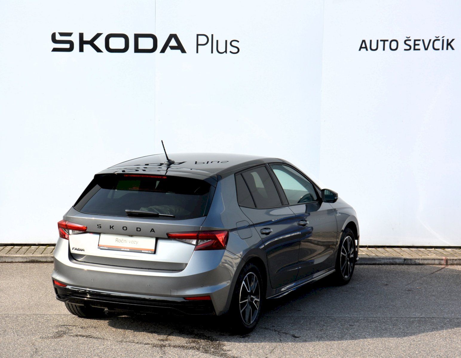Škoda Fabia, 1.0 TSI 85 KW Monte Carlo - fotka 2
