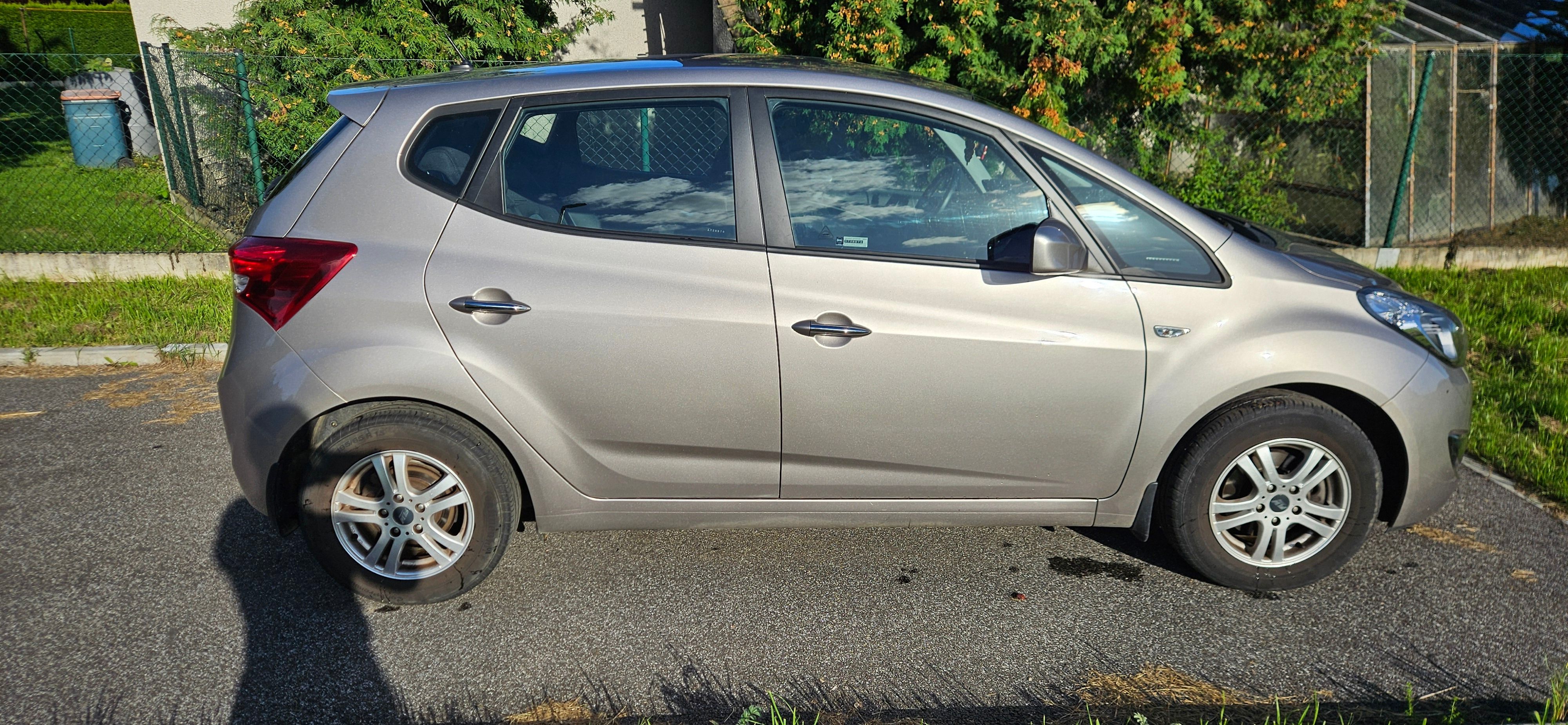 Hyundai ix20, 1.6, 92 kW, AC, tažné - fotka 6