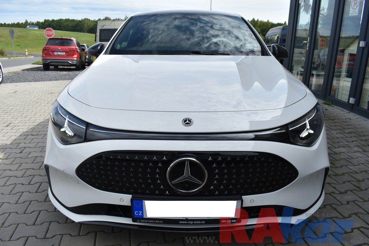 Mercedes-Benz CLA, 350 EQ 4matic - fotka 5