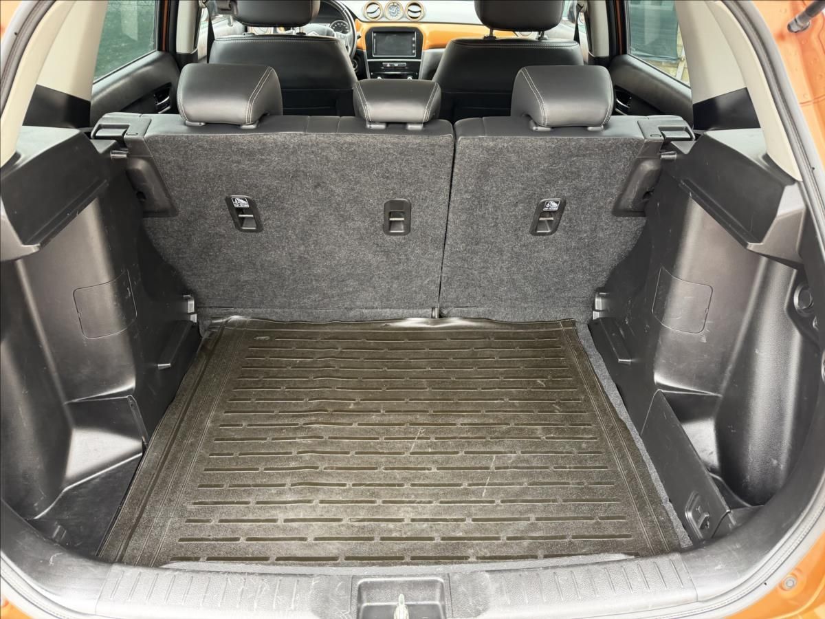 Suzuki Vitara, 1,6 4x4 AUTOMAT - fotka 5