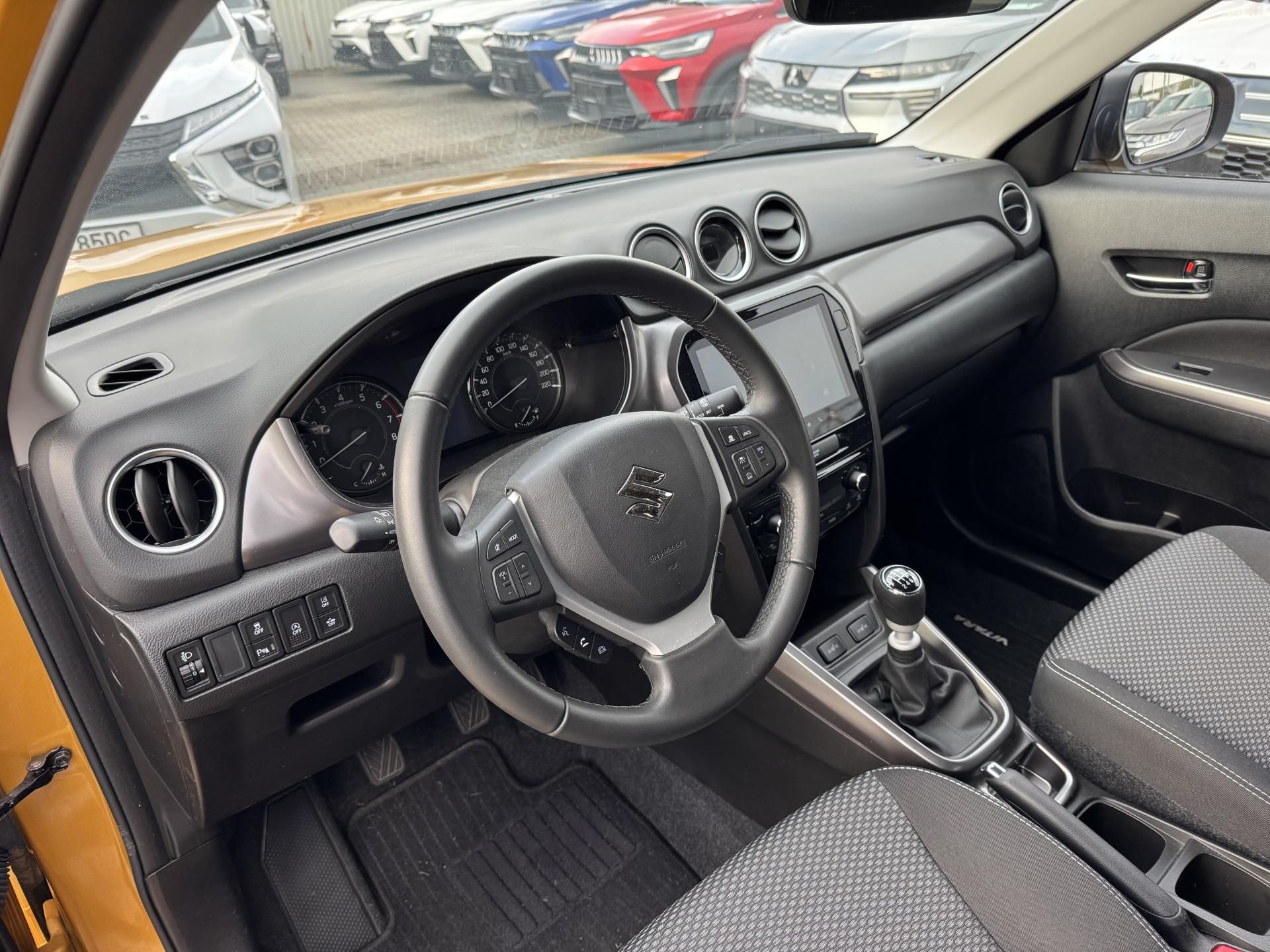 Suzuki Vitara, 1.4 BoosterJet PREMIUM - fotka 5