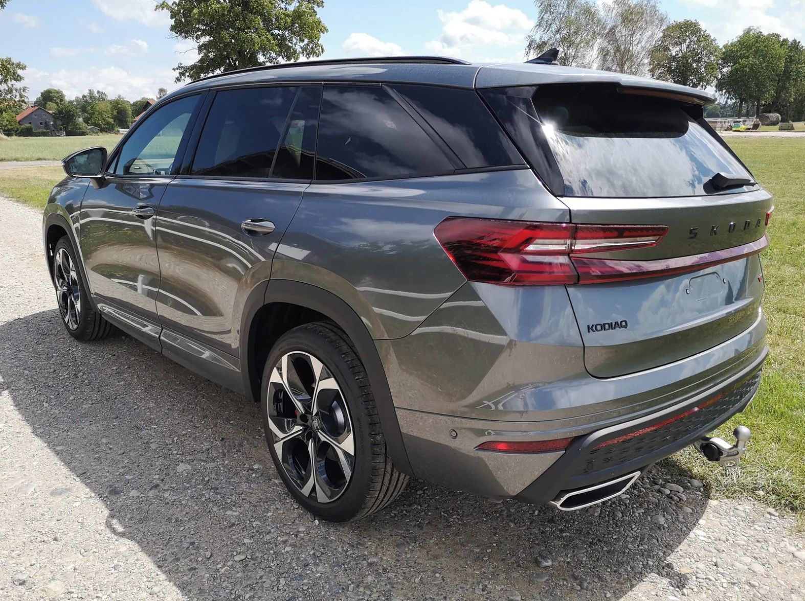 Škoda Kodiaq, RS 2.0 TSI 195kW Aut 4x4 7míst - fotka 3