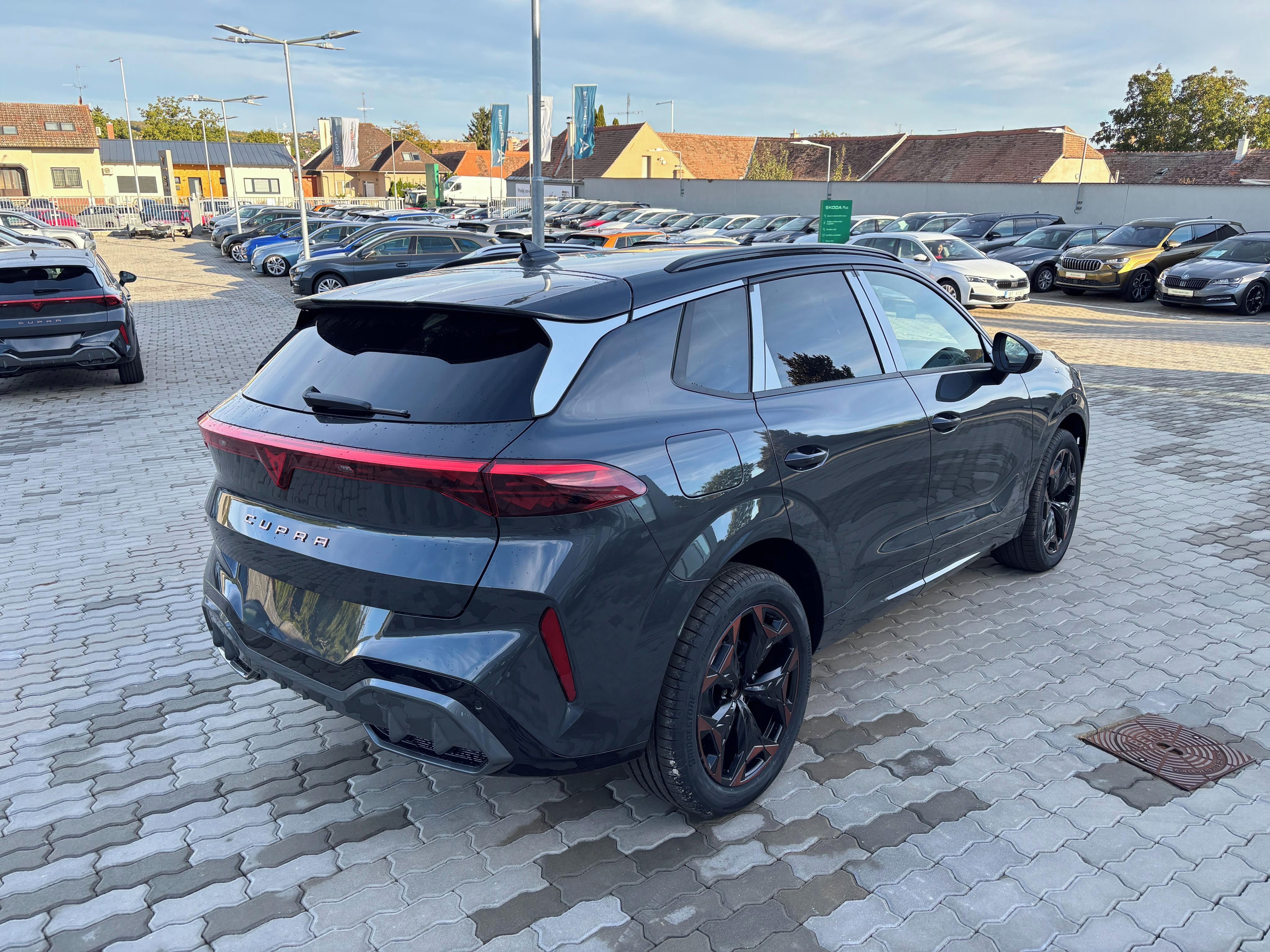 Cupra Terramar, 1.5 eTSI 150k DSG - fotka 3