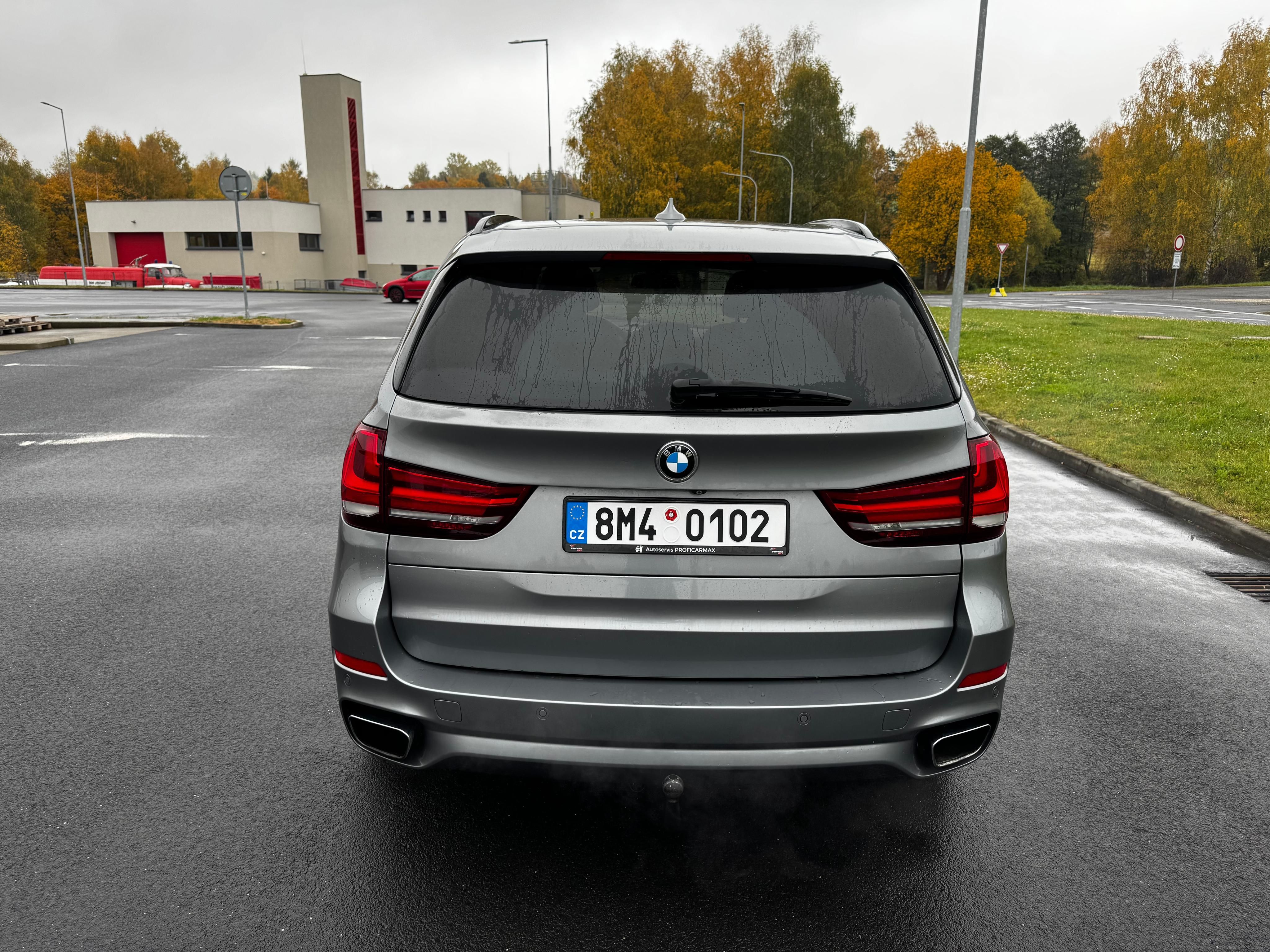 BMW X5, BMW X5 xDrive 35i M paket 2015 - fotka 2