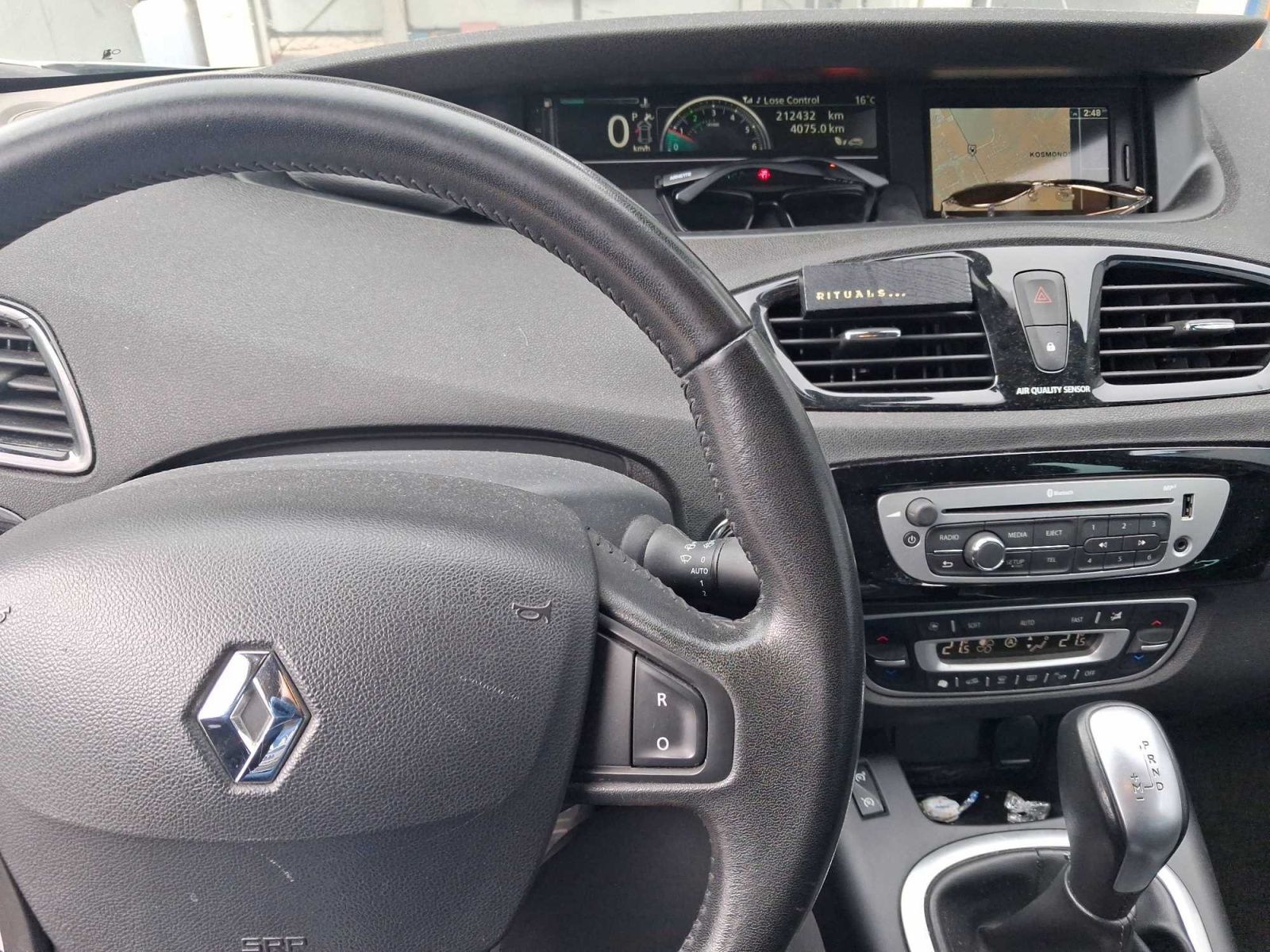 Renault Grand Scénic, 2.0 dCi, Automat, Navi - fotka 3