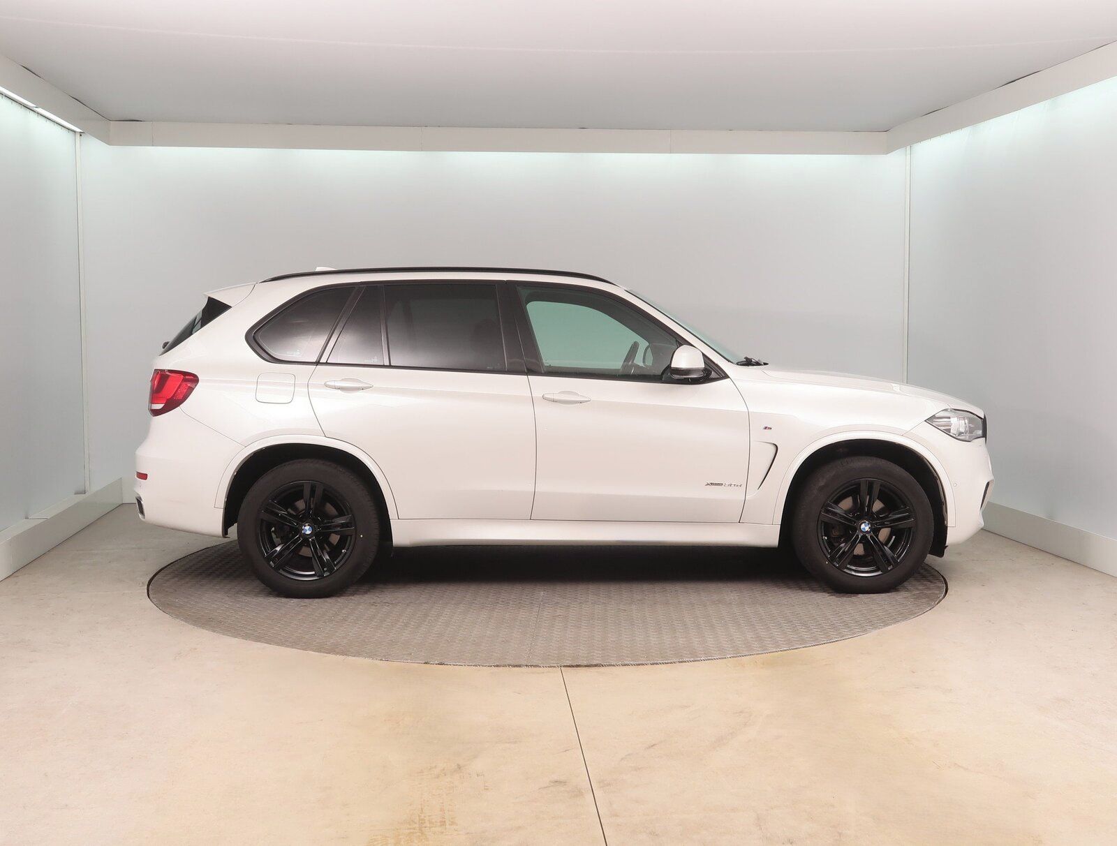 BMW X5, xDrive30d, M Paket, 4X4 - fotka 6