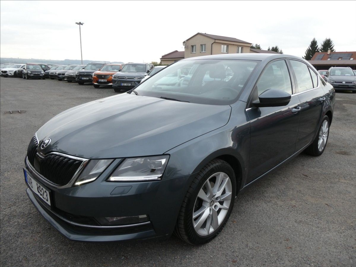 Škoda Octavia, 2,0 TDi 110kW DSG STYLE, ČR - fotka 3