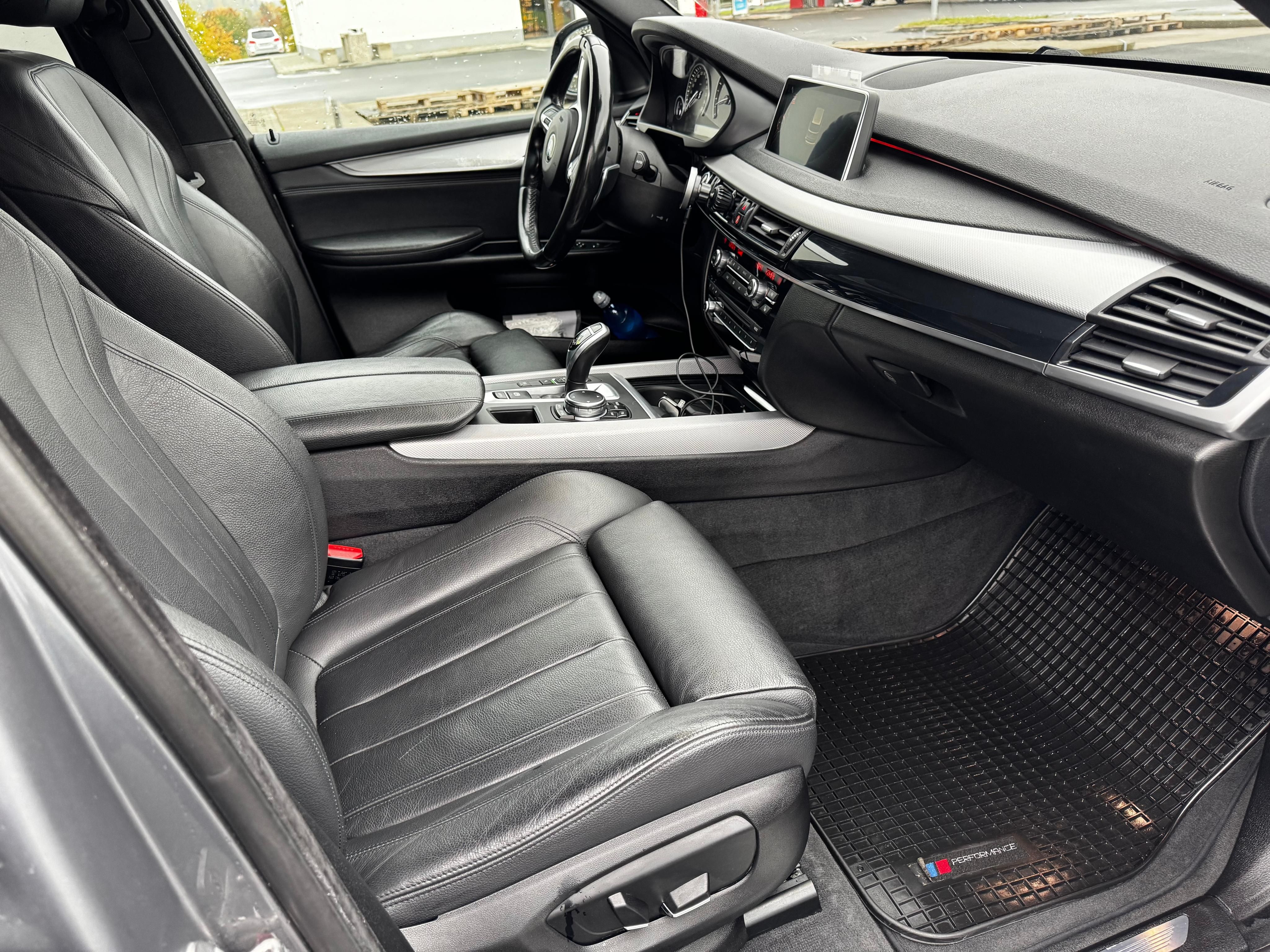 BMW X5, BMW X5 xDrive 35i M paket 2015 - fotka 6