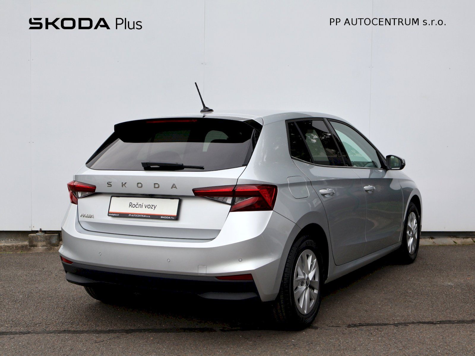 Škoda Fabia, Top Selection DSG 1.0TSI 85kW - fotka 2