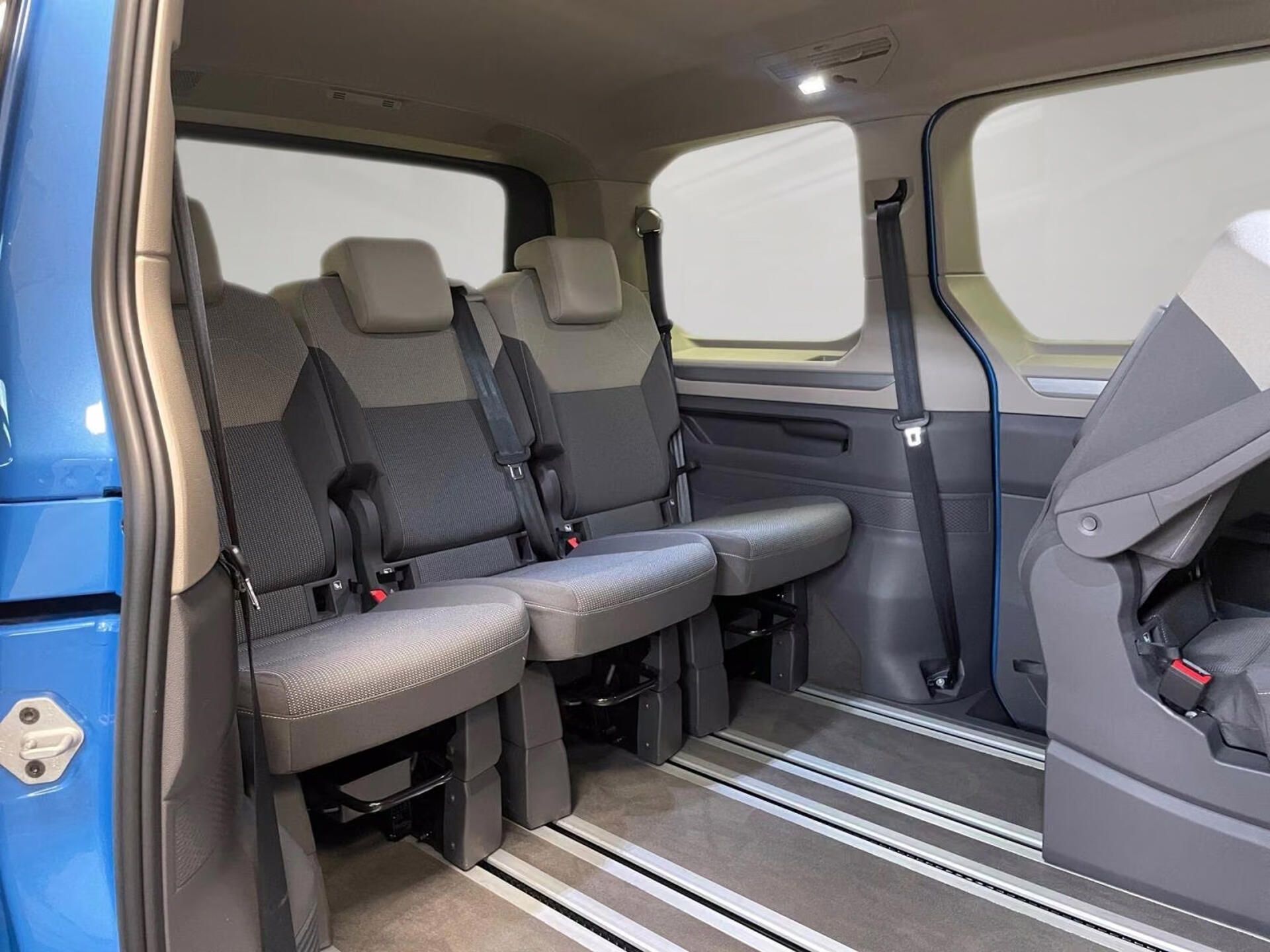 Volkswagen Multivan, eHybrid 4M Kam Asistence Taž - fotka 6