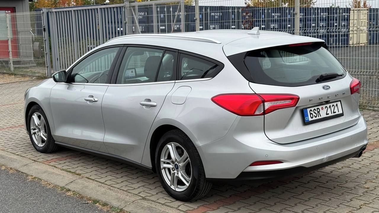 Ford Focus - fotka 6