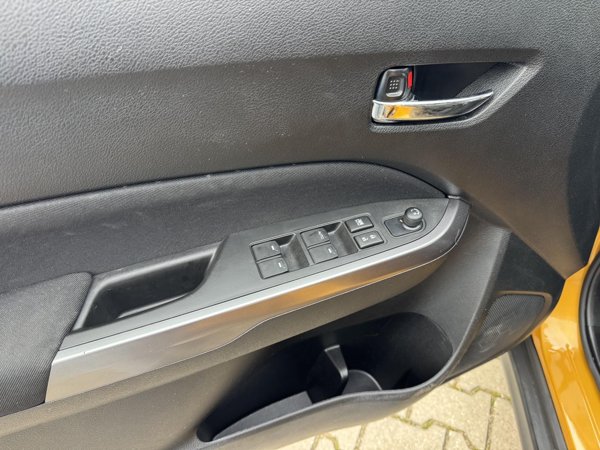 Suzuki Vitara, 1.4 BoosterJet PREMIUM - fotka 6