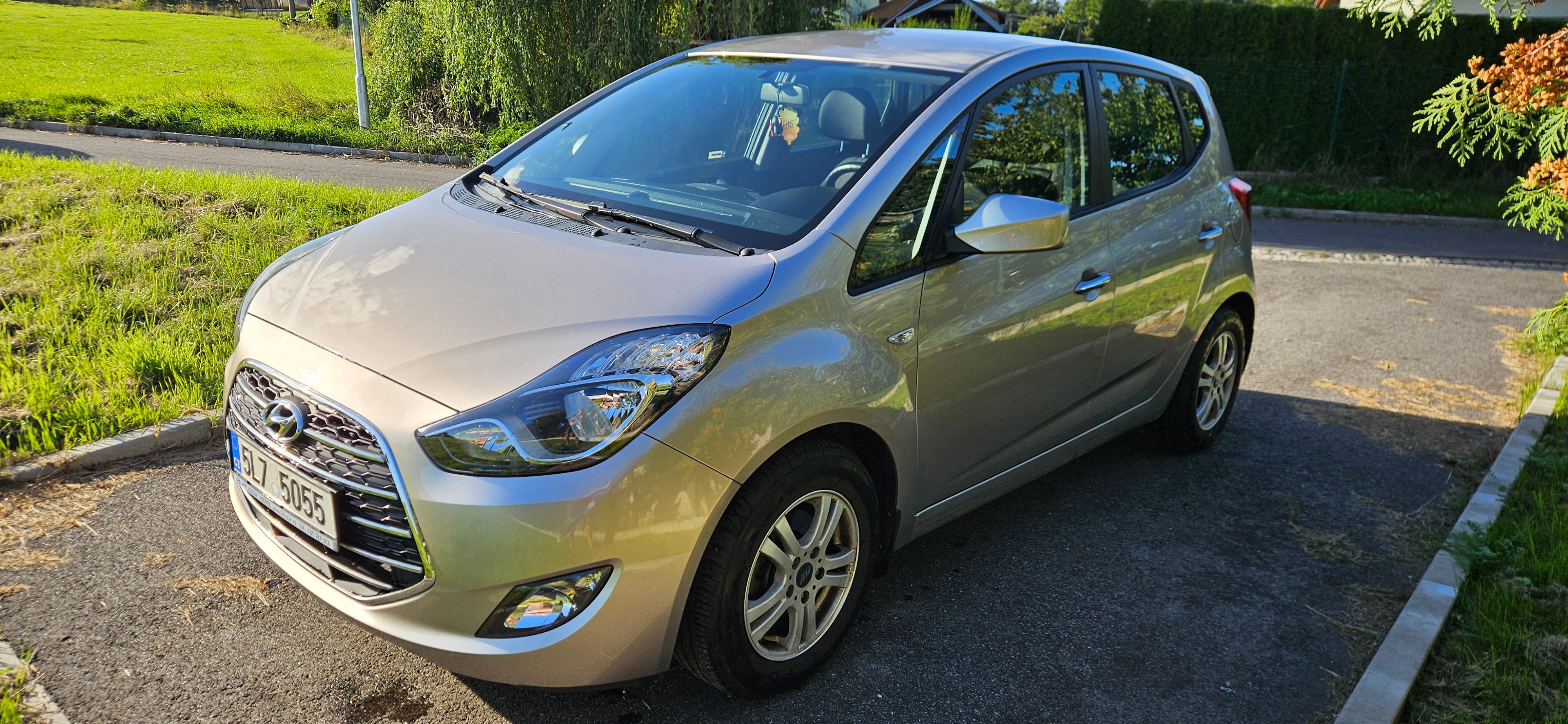 Hyundai ix20, 1.6, 92 kW, AC, tažné - fotka 2