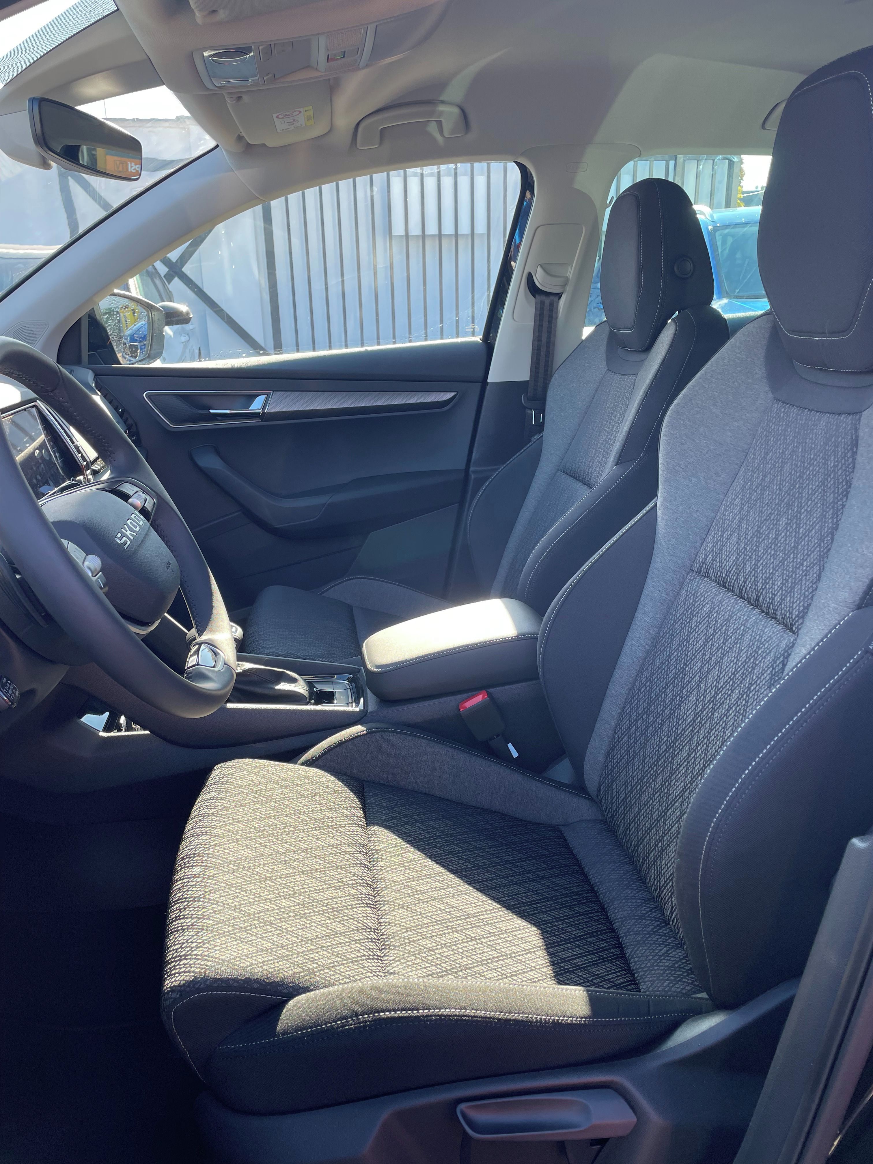 Škoda Karoq, 2.0 TDI 110kW, Top Selection - fotka 5