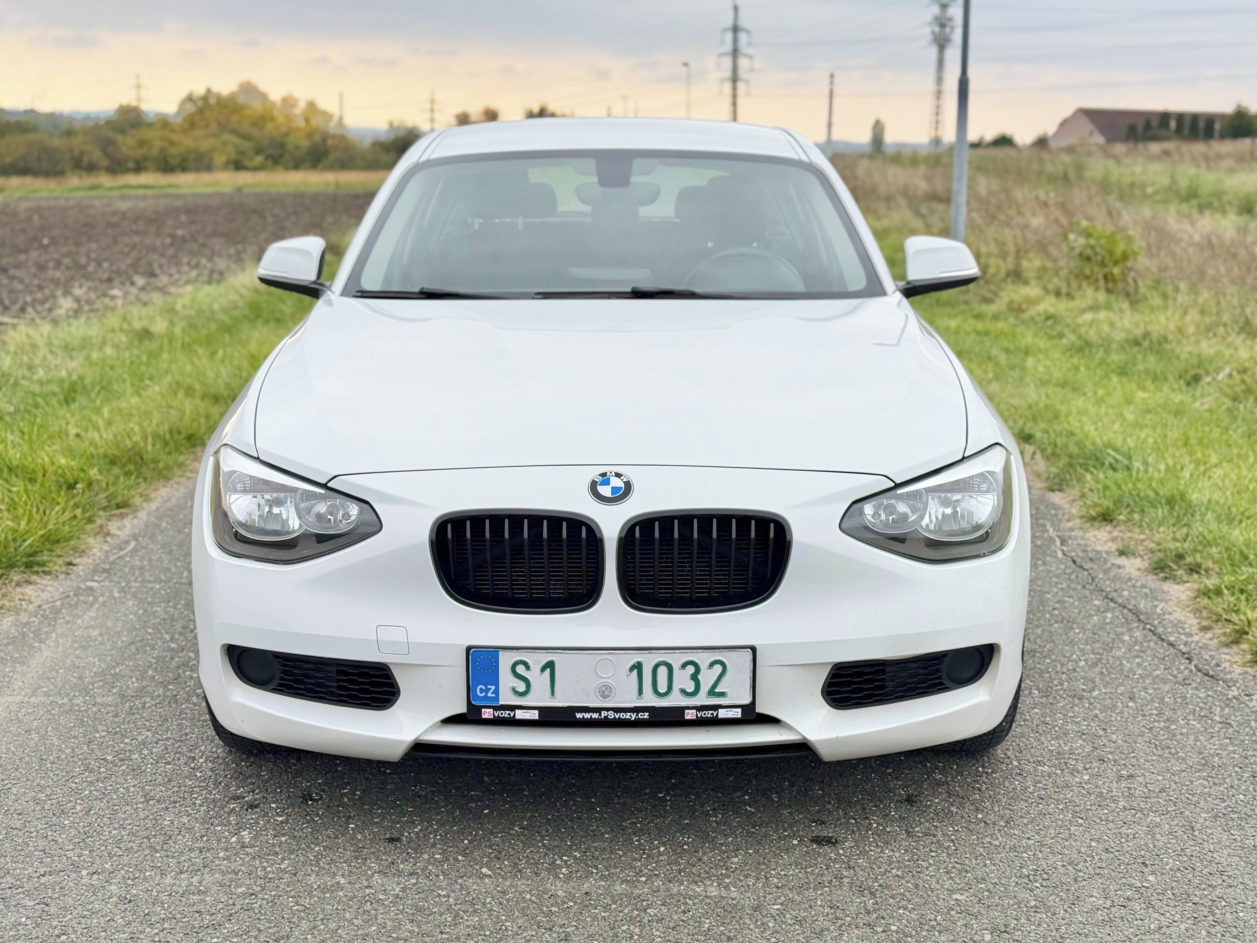 BMW Řada 1, F20 - 118i, 125kw, 4 válec - fotka 6