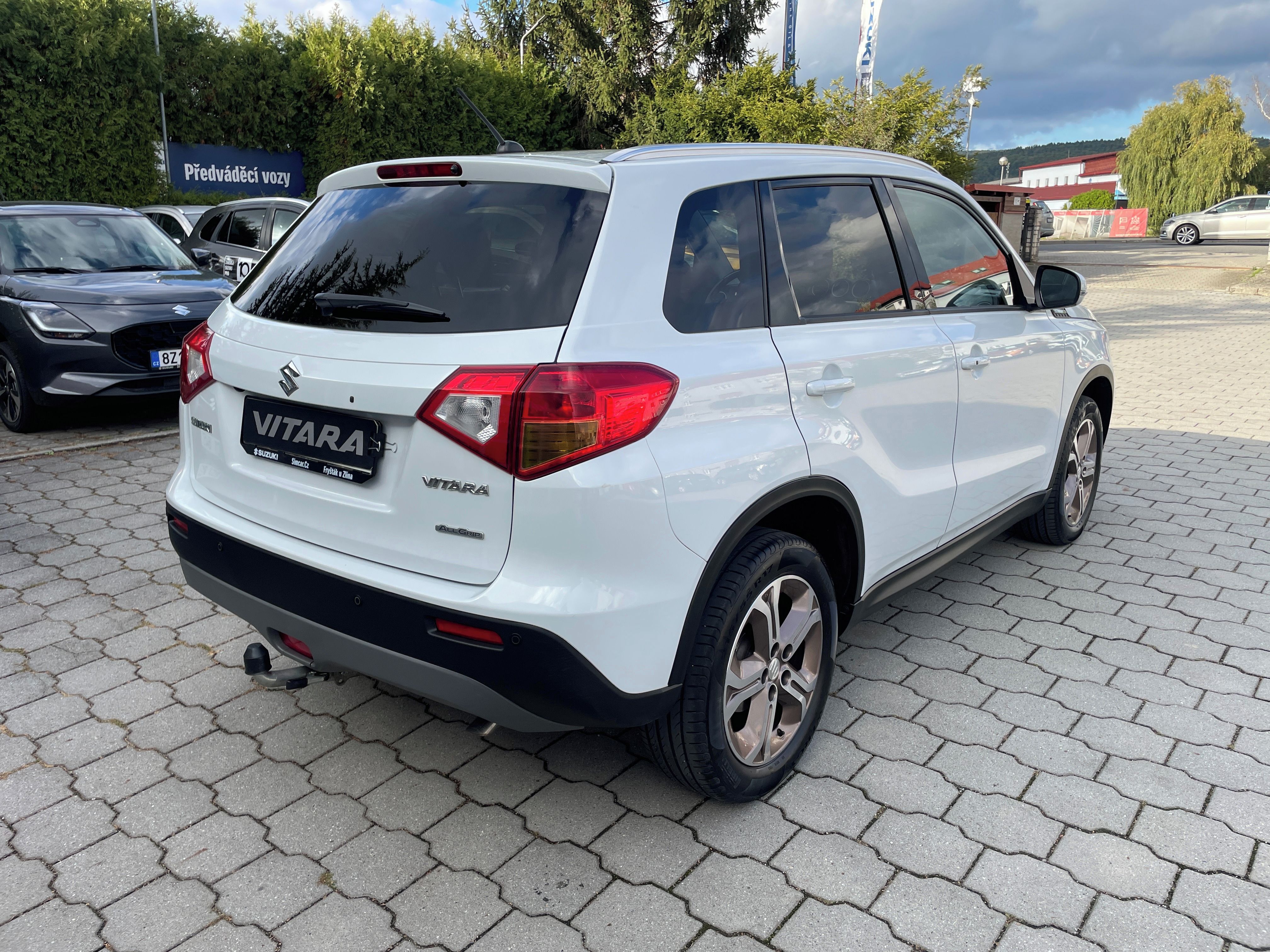 Suzuki Vitara, 1,6 DDiS Elegance 4x4 - fotka 3
