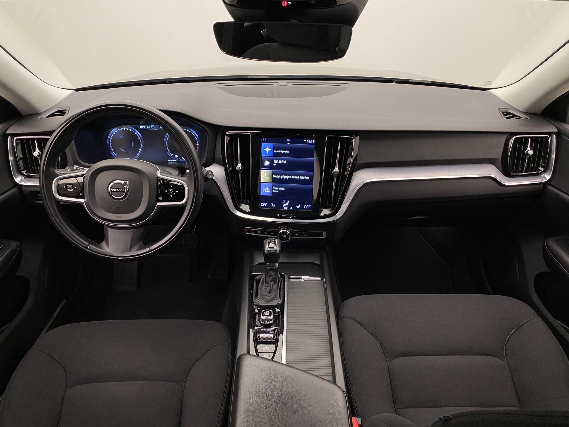 Volvo V60, D3 MOMENTUM AUT - fotka 2