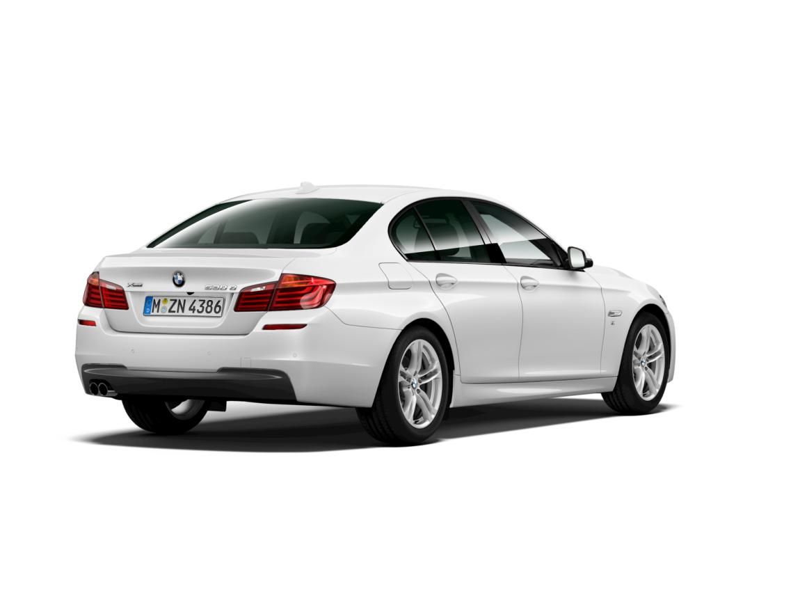 BMW Řada 5, 530d xDrive Sedan - fotka 2