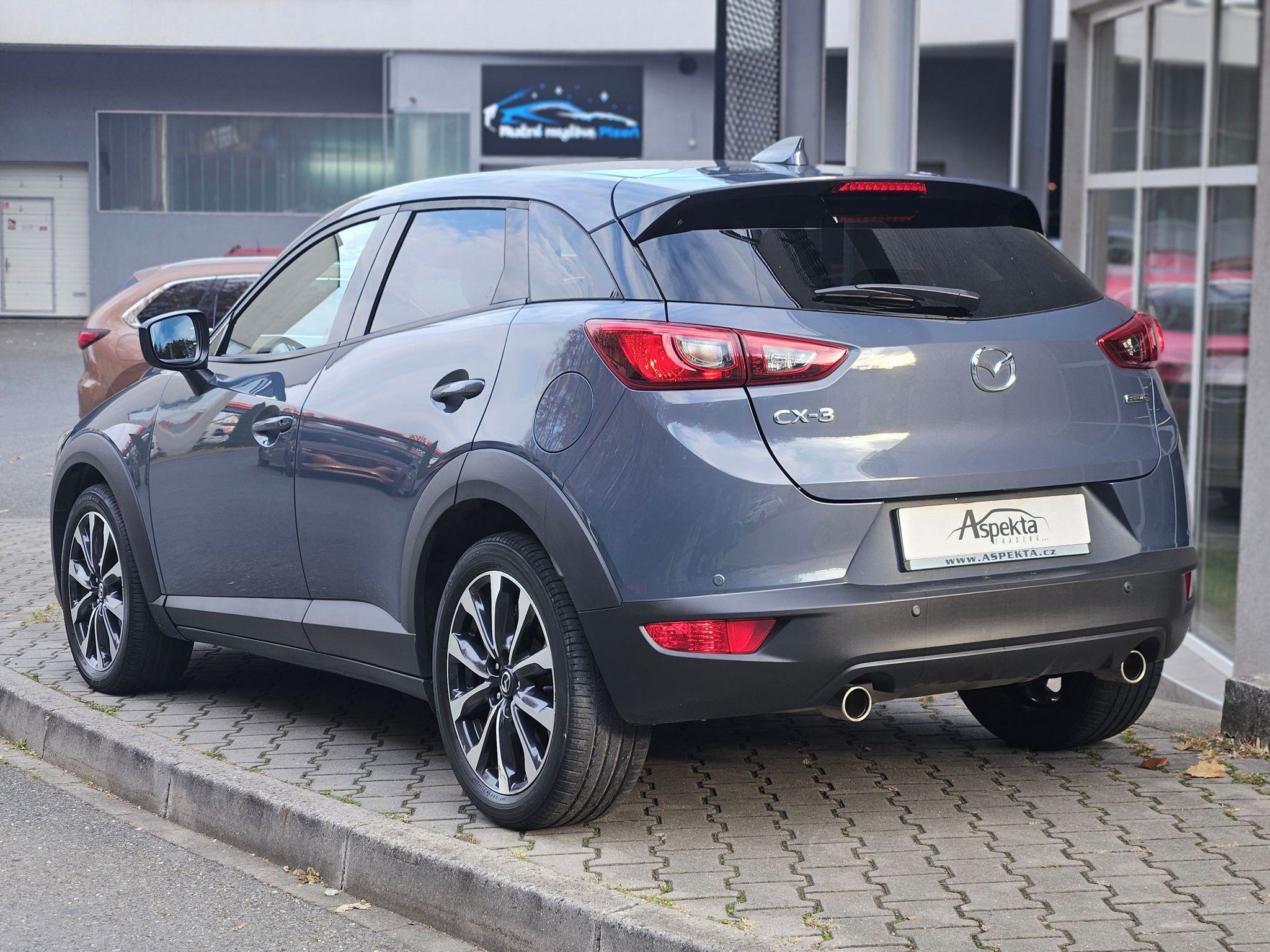 Mazda CX-3, 2,0 SKYACTIV-G, Takumi. 1.maj. - fotka 3