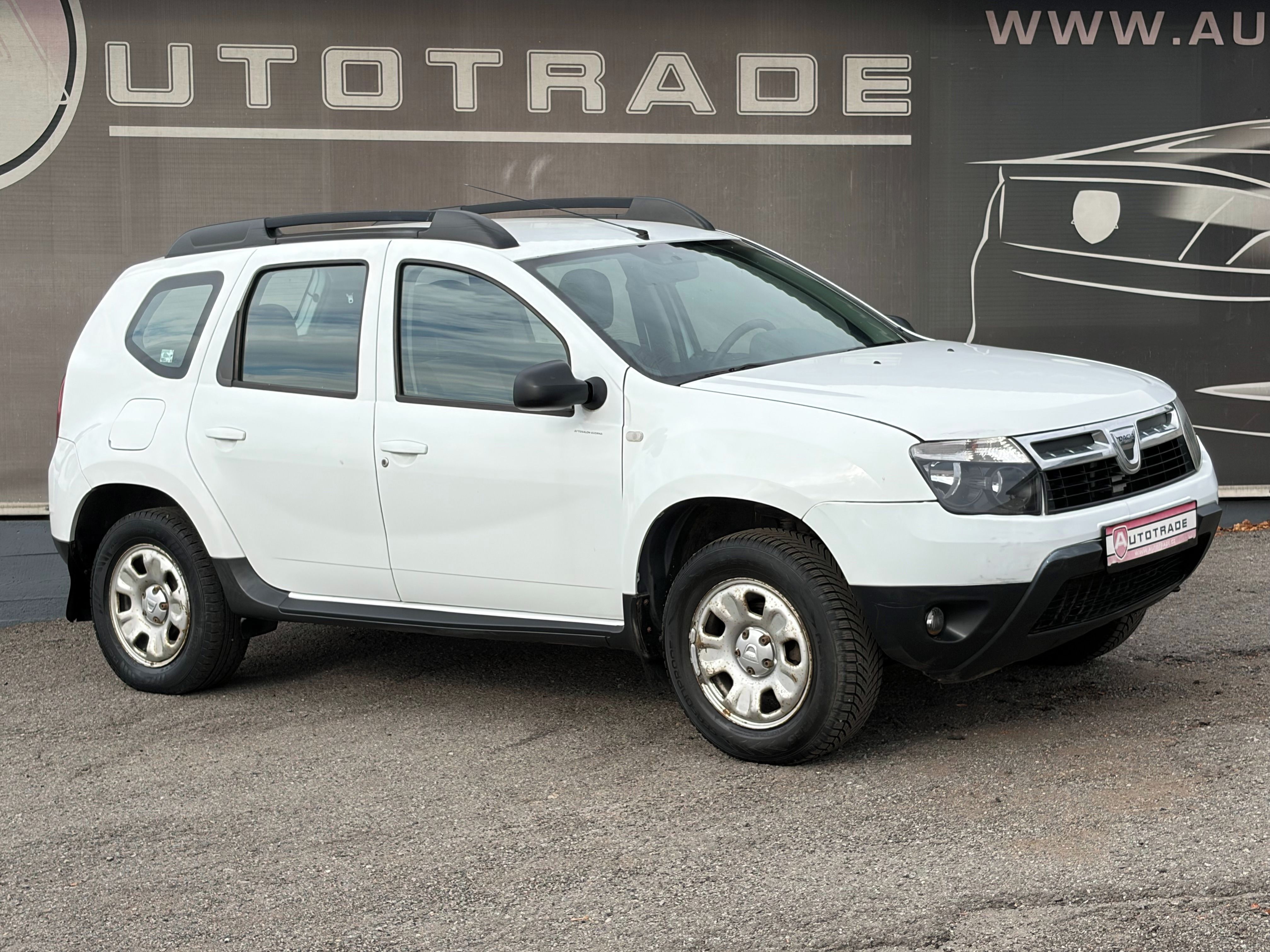 Dacia Duster, 1.6i 77kW, 4x4,1.maj., Tažné - fotka 6