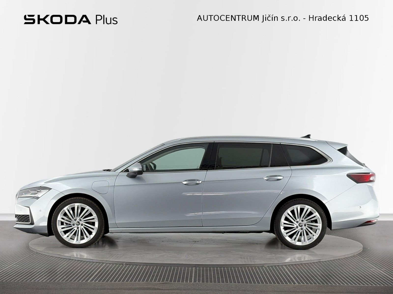 Škoda Superb, Combi iV DSG 1.5TSI 150kW L&K - fotka 3