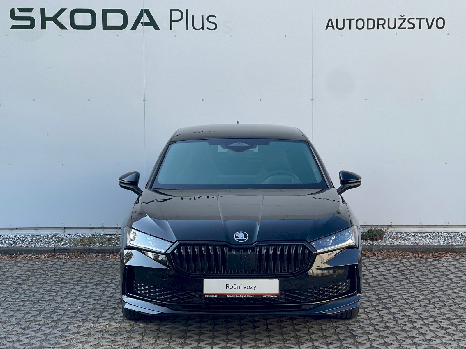 Škoda Superb, DSG 2.0 TSi / 195 kW SportLine - fotka 4
